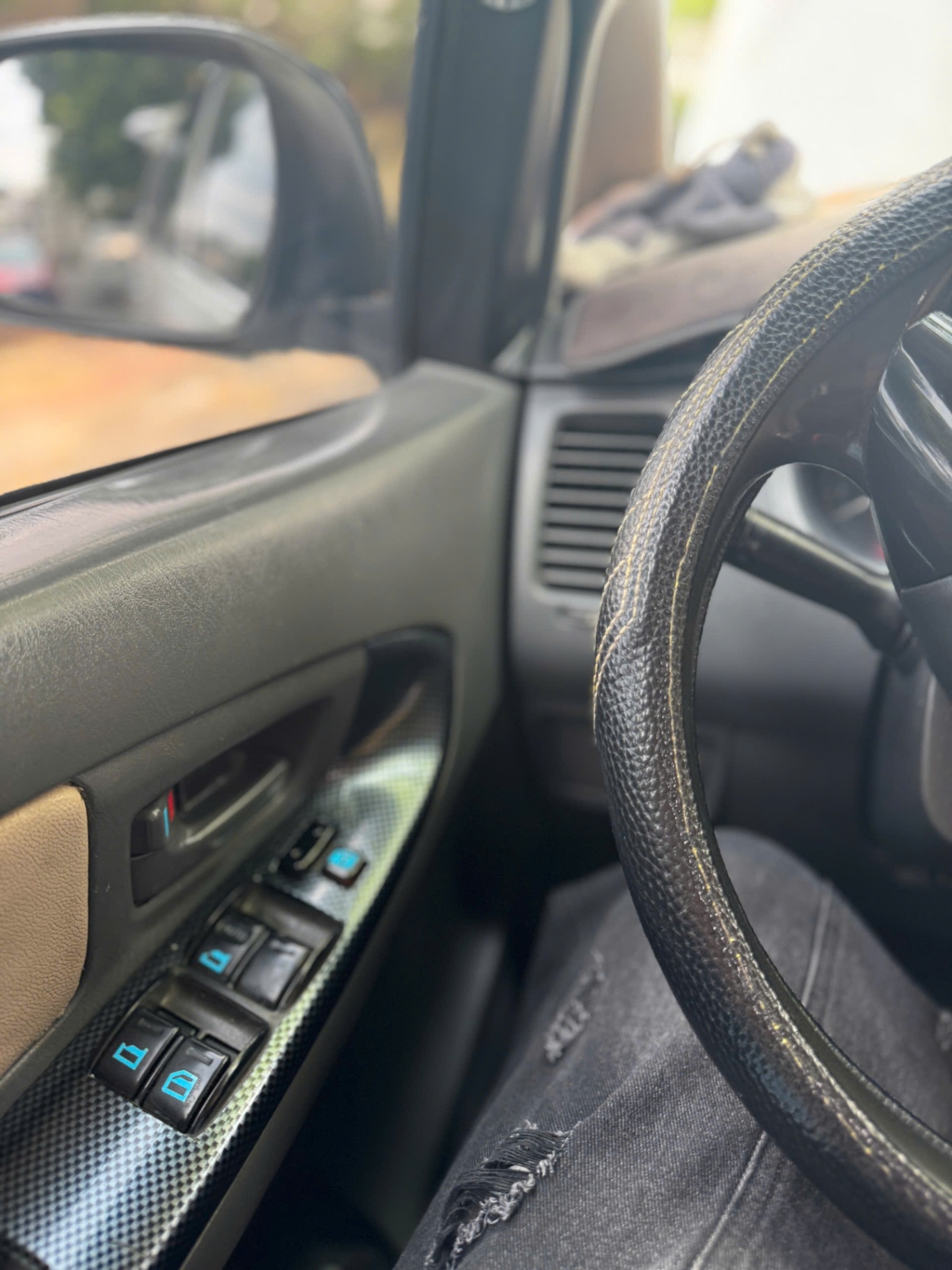 Toyota Innova 2.0J 2015  - Nội thất 5