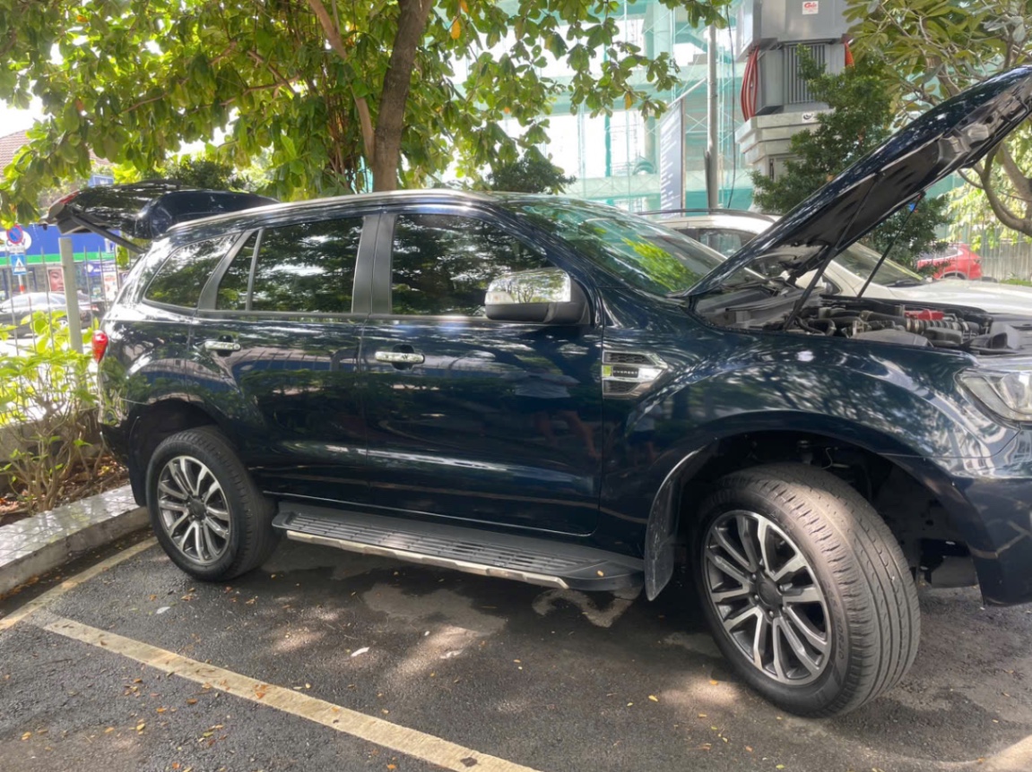 Ford Everest Titanium 1 cầu 2021 - Ngoại thất 2