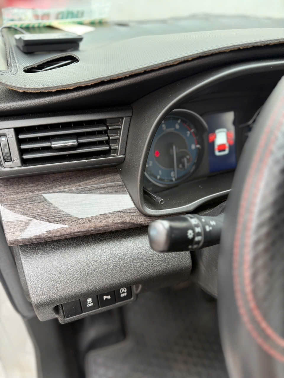 Suzuki Ertiga Hybrid 2022  - Nội thất 14