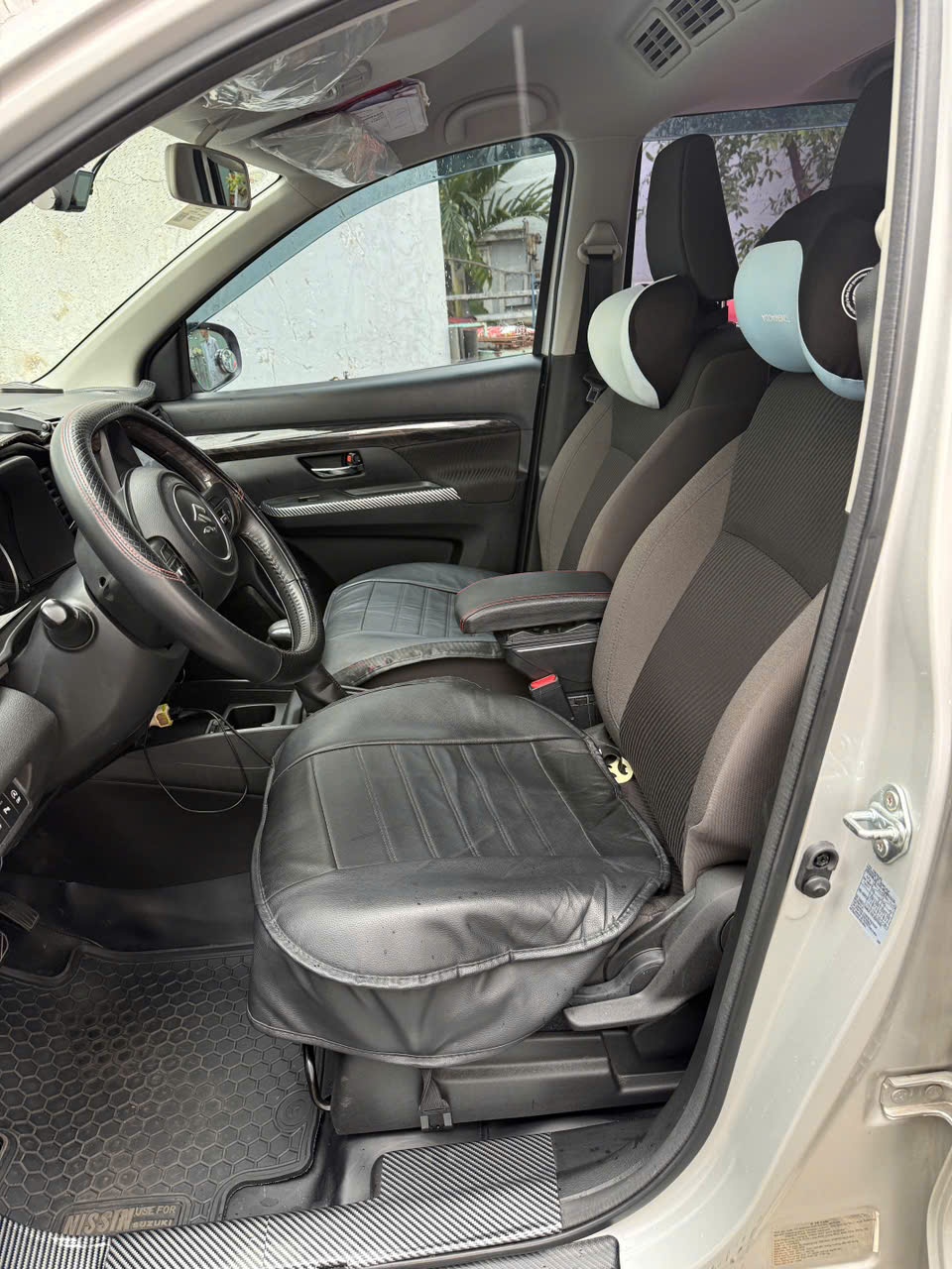 Suzuki Ertiga Hybrid 2022  - Nội thất 3