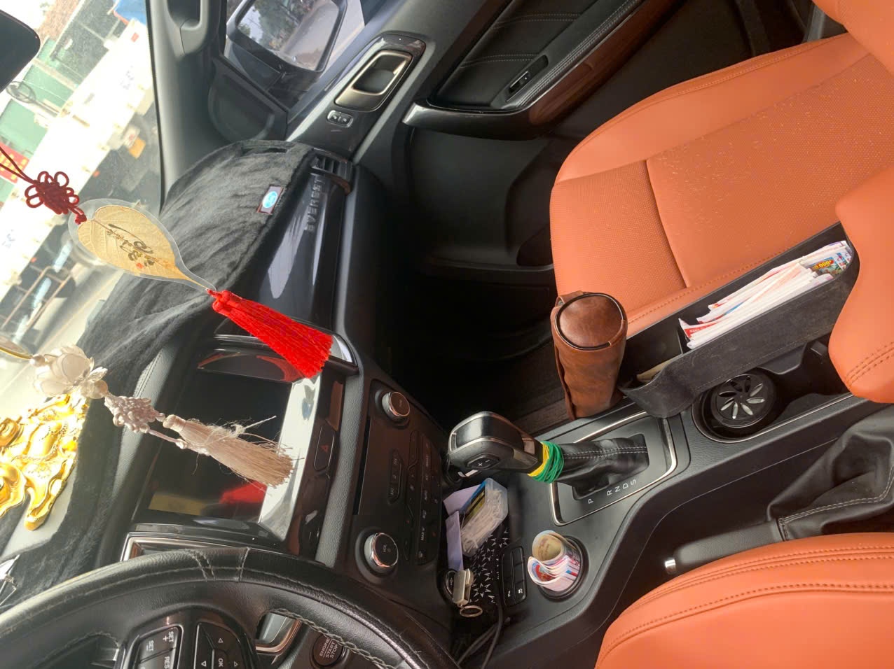 ford everest 2019 - Nội thất 17