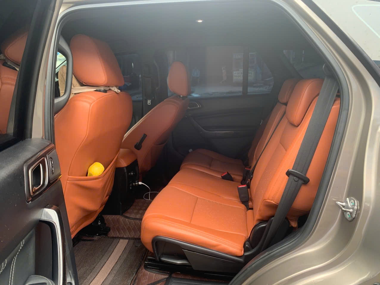 ford everest 2019 - Nội thất 8