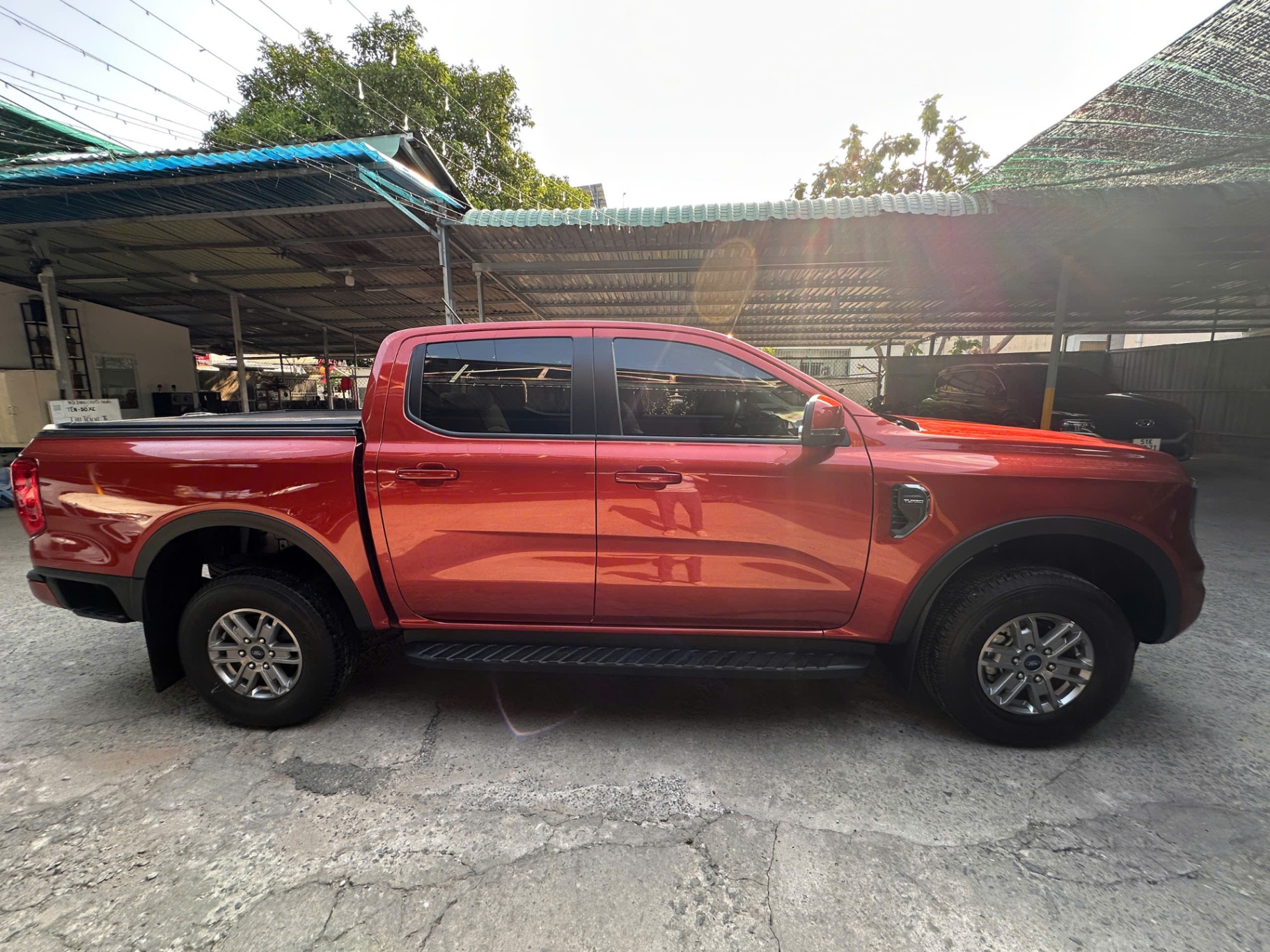 Ford Ranger XLS 2.0L 4x4 AT 2022 - Ngoại thất 5