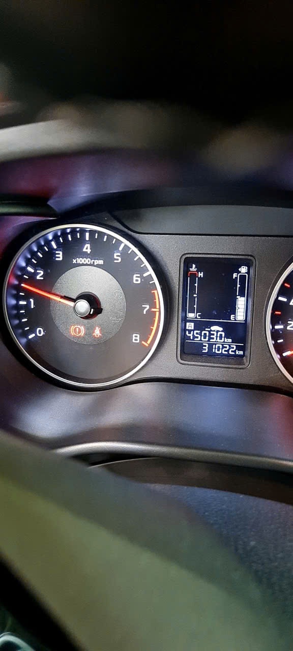 Kia Soluto Số sàn 2020 - Nội thất 4