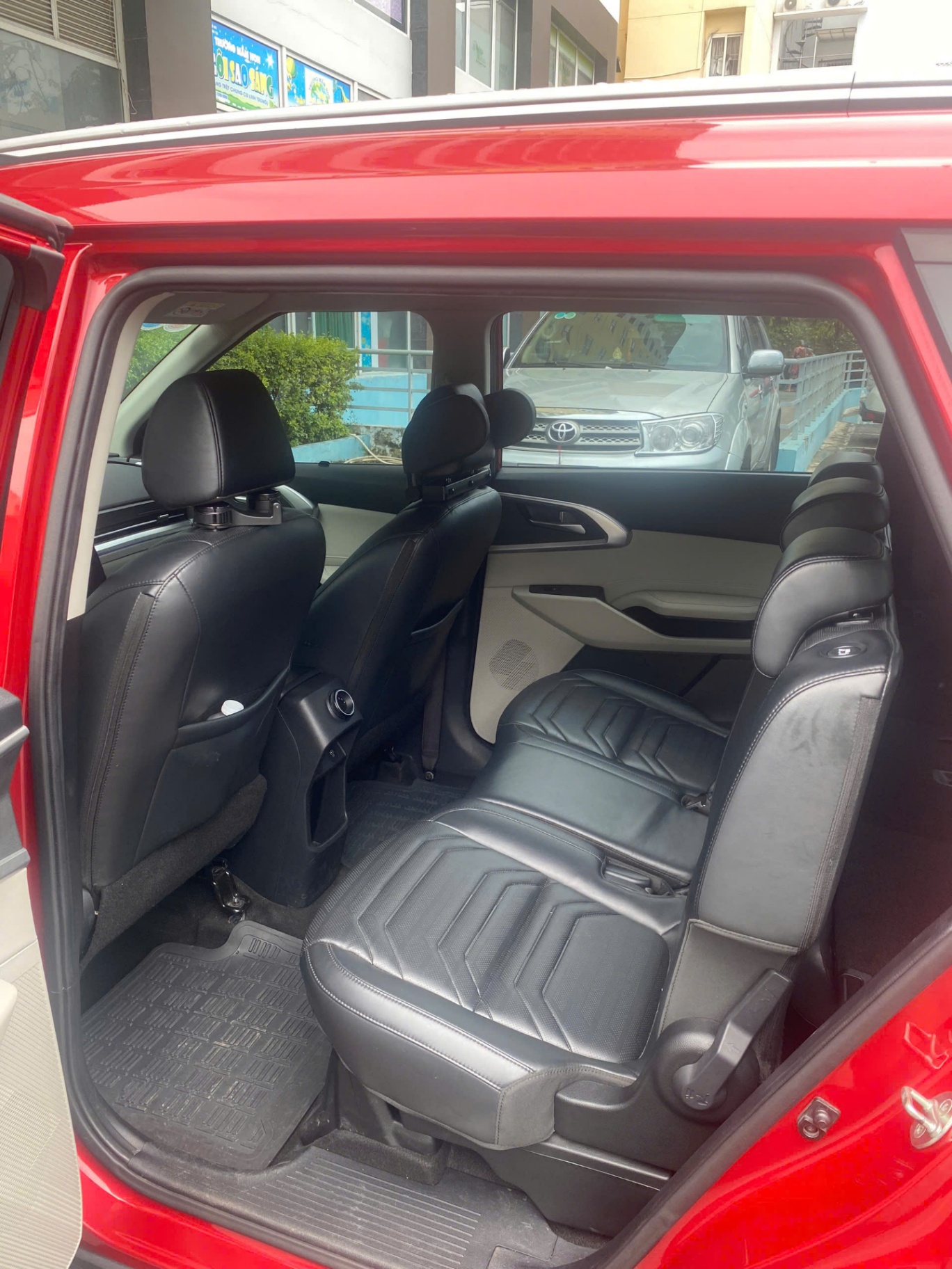 Kia Carens Luxury 2023 - Nội thất 6