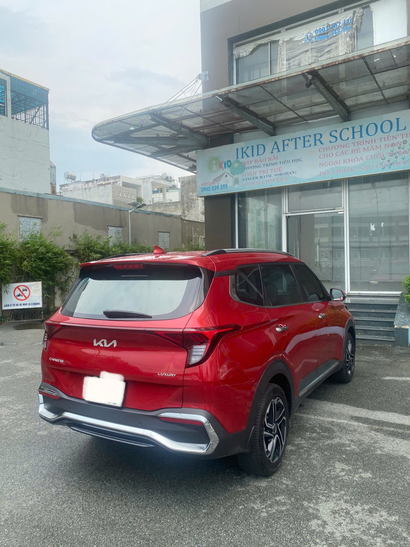 Kia Carens Luxury 2023 - Ngoại thất 6