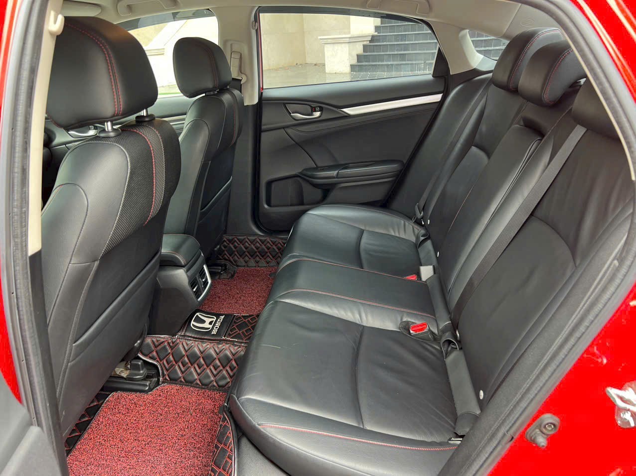 Honda Civic RS 1.5 AT 2019 - Nội thất 1