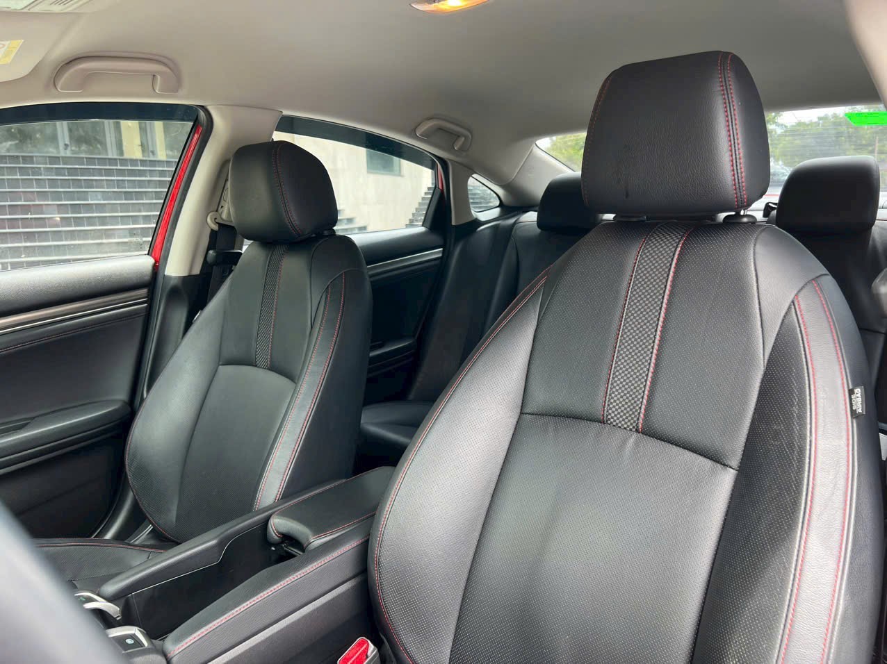 Honda Civic RS 1.5 AT 2019 - Nội thất 5