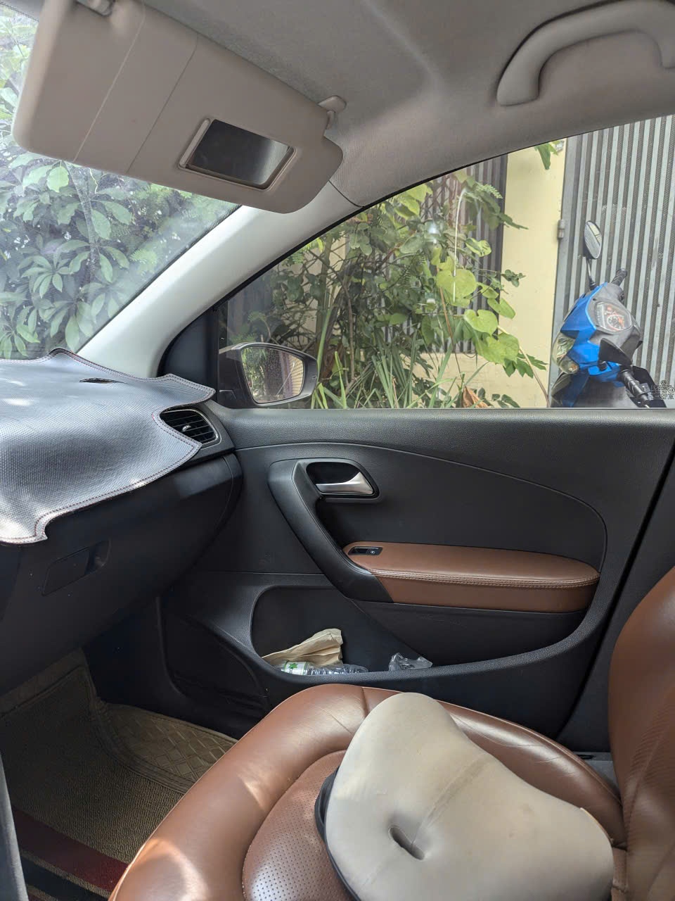 Volkswagen Polo Sedan 2016 - Nội thất 2