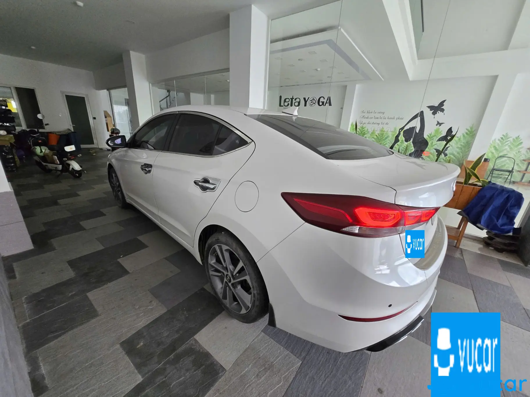 Hyundai Elantra 2.0 plus 2016  - Ngoại thất 5