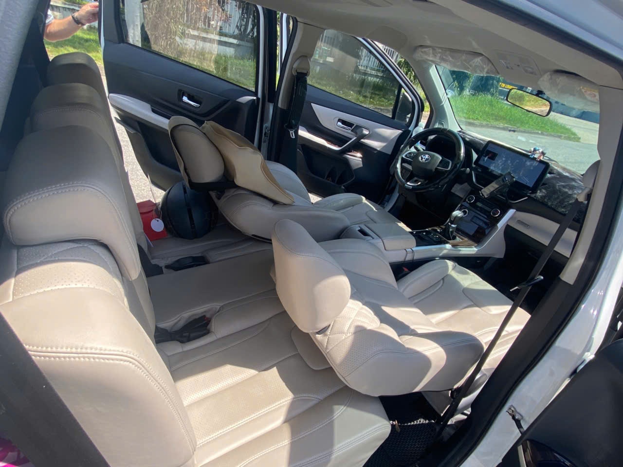 Toyota Veloz 2022 - Nội thất 6