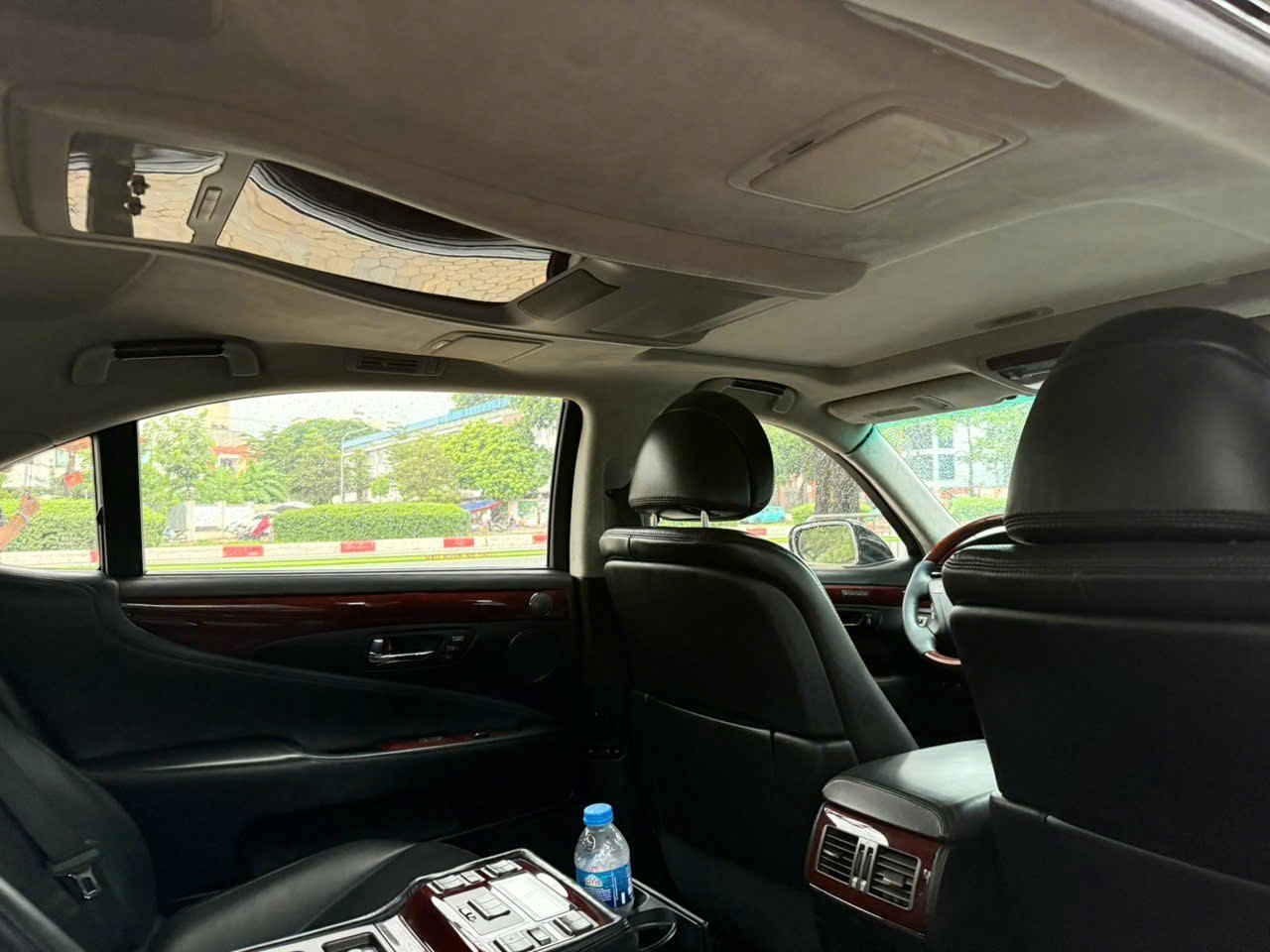 Lexus 600hl 2010 - Nội thất 4
