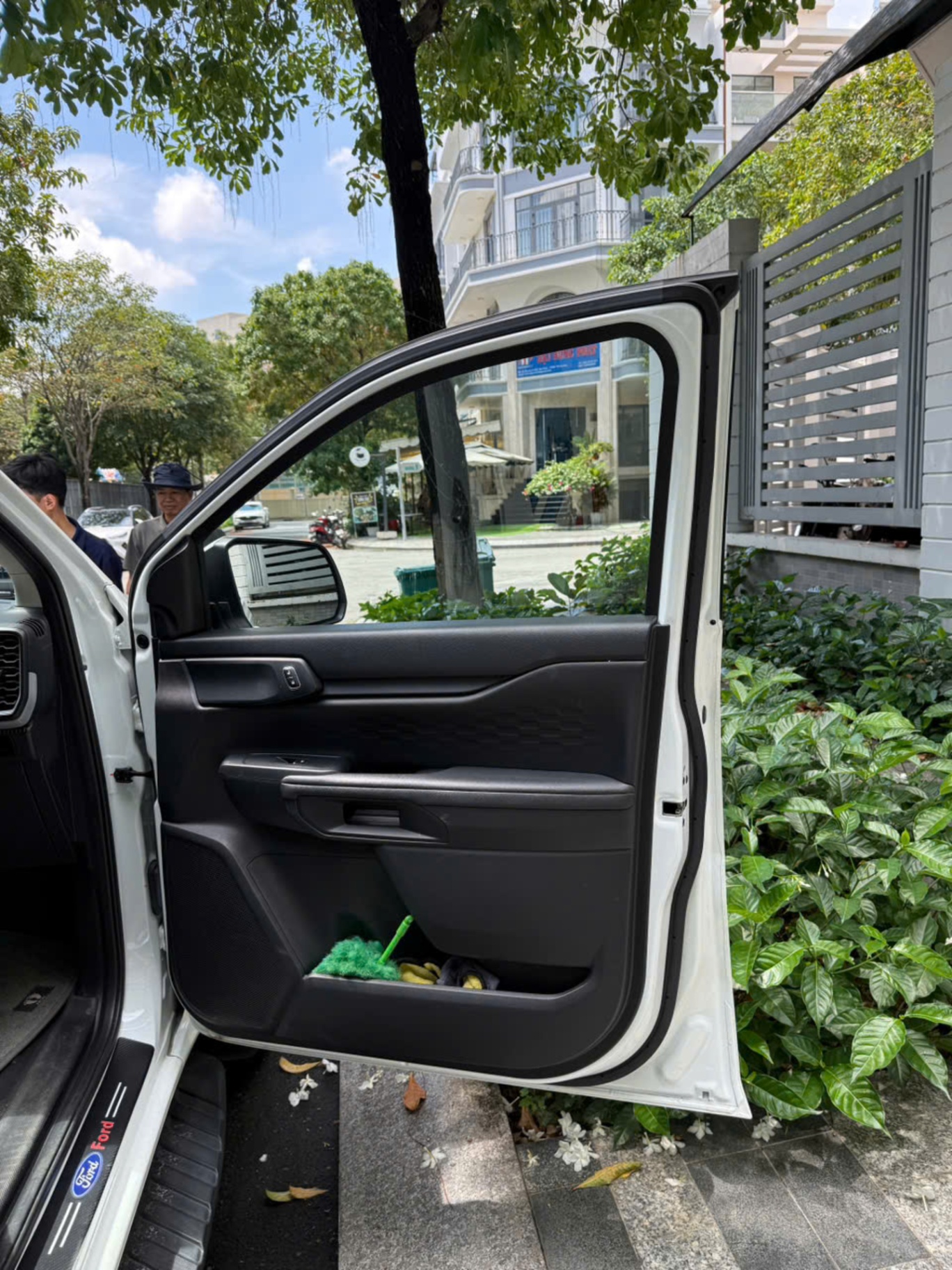 Ford Ranger XLS 2023 - Nội thất 3