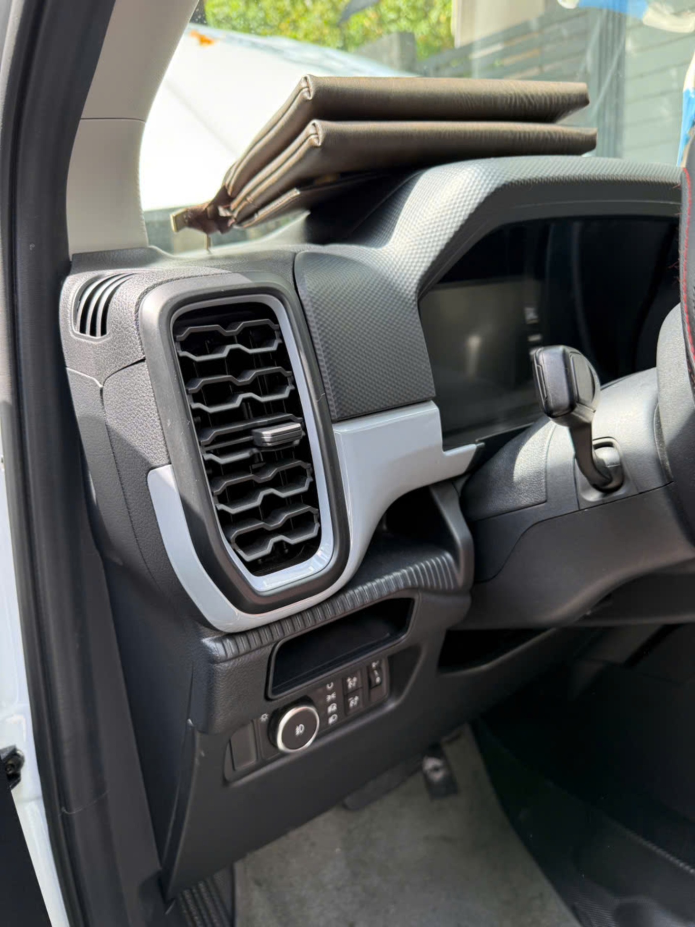 Ford Ranger XLS 2023 - Nội thất 6