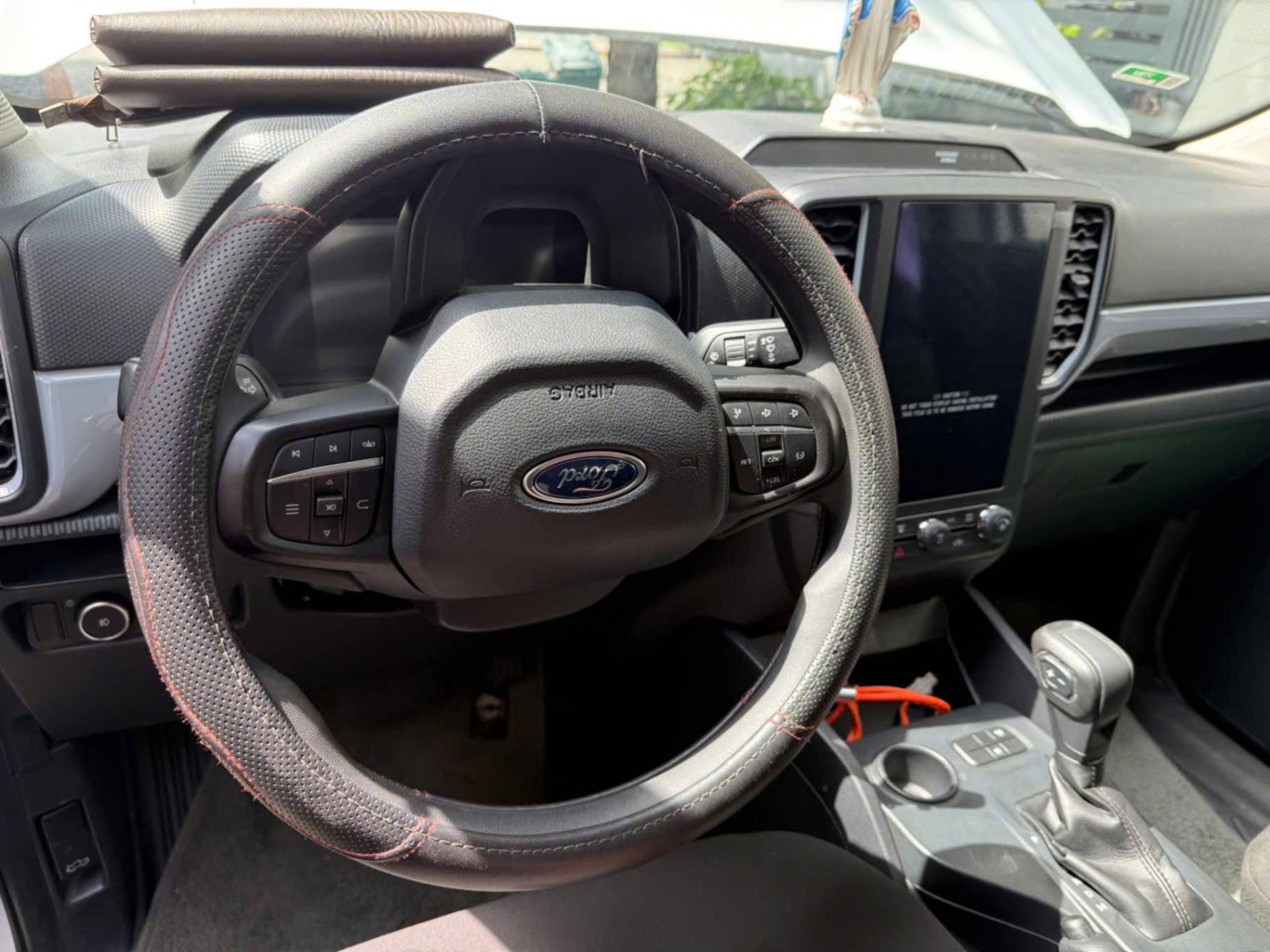 Ford Ranger XLS 2023 - Nội thất 8