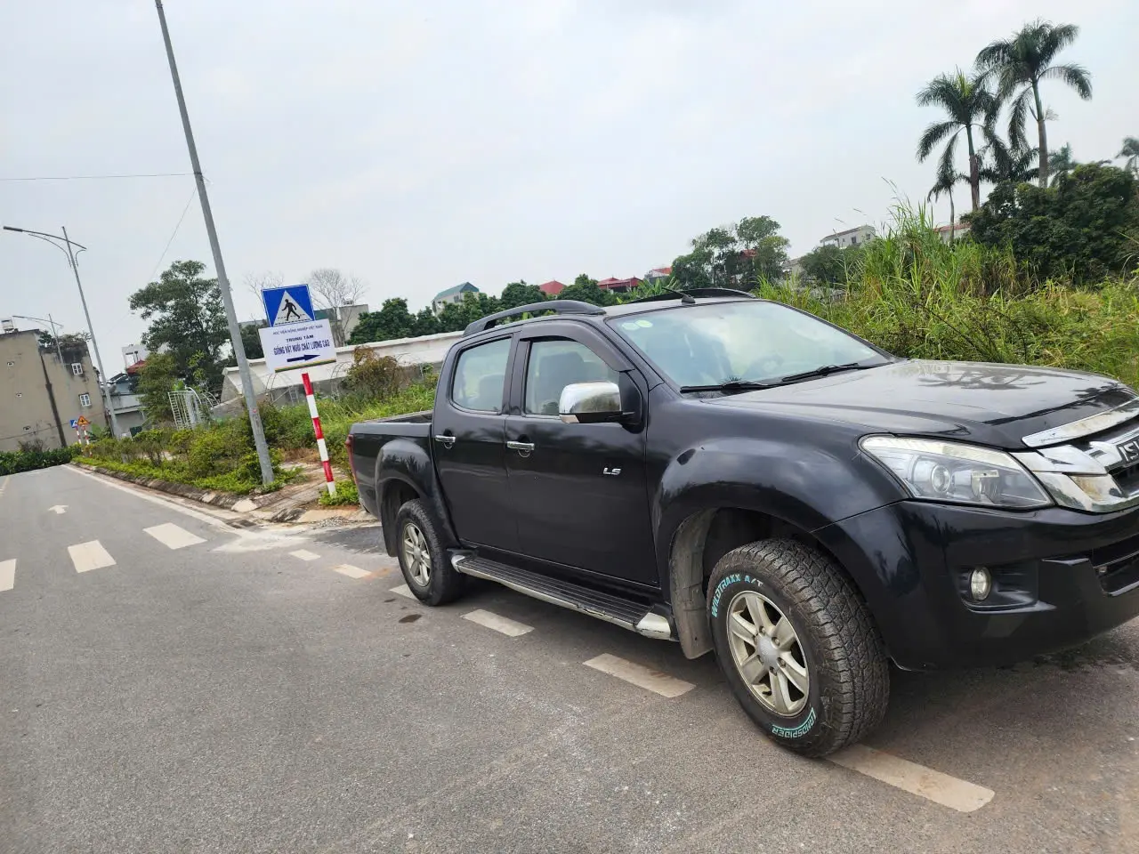 isuzu dmax 2015 - Ngoại thất 2