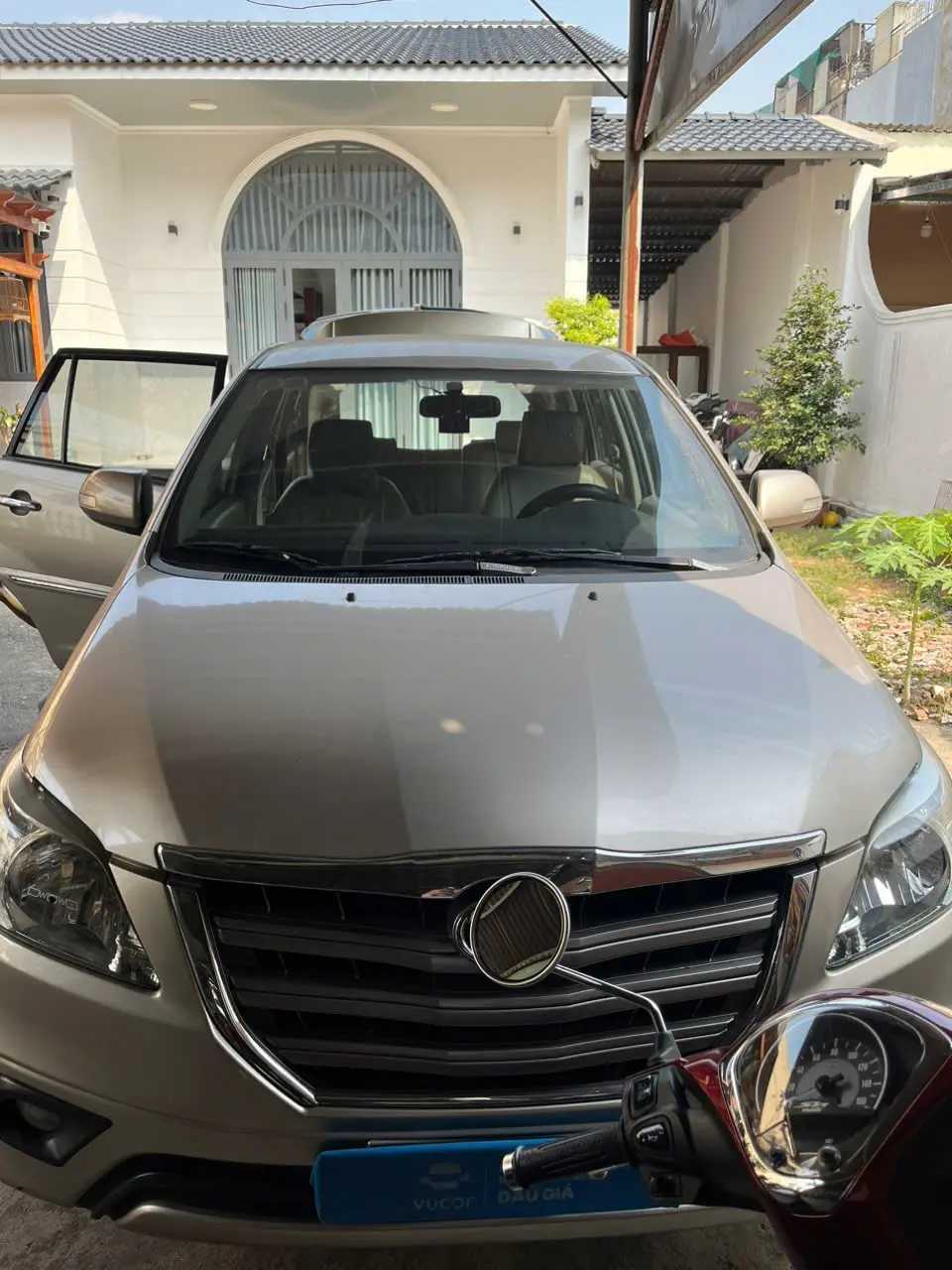 Toyota Innova 2.0G 2015  - Ngoại thất 9