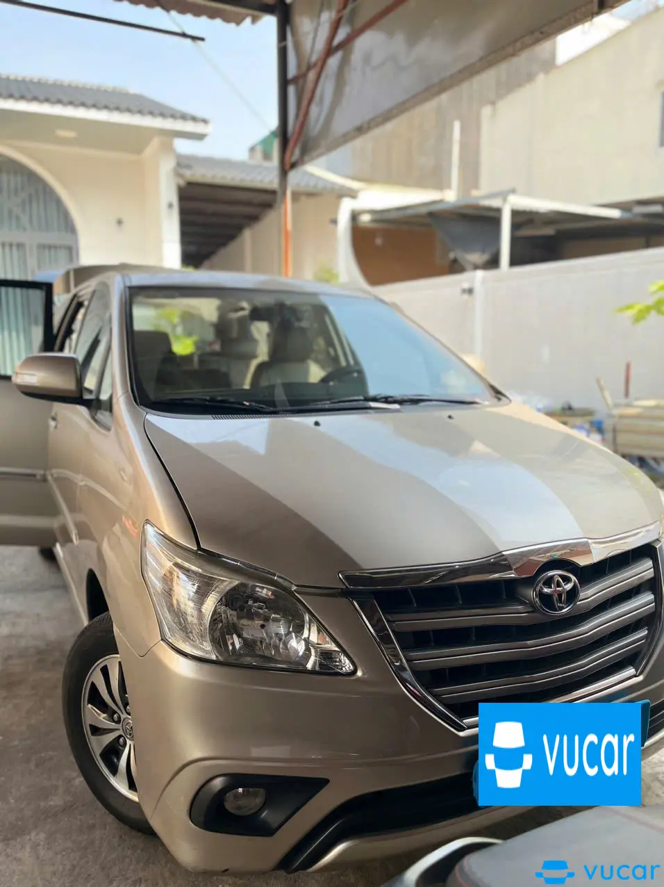 Toyota Innova 2.0G 2015  - Ngoại thất 5