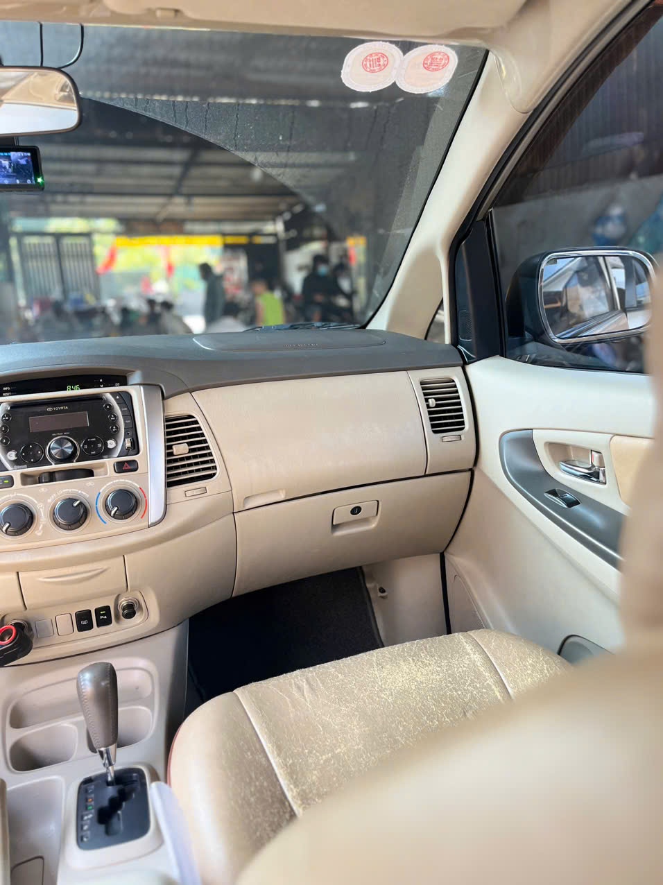 Toyota Innova 2.0G 2015  - Nội thất 3