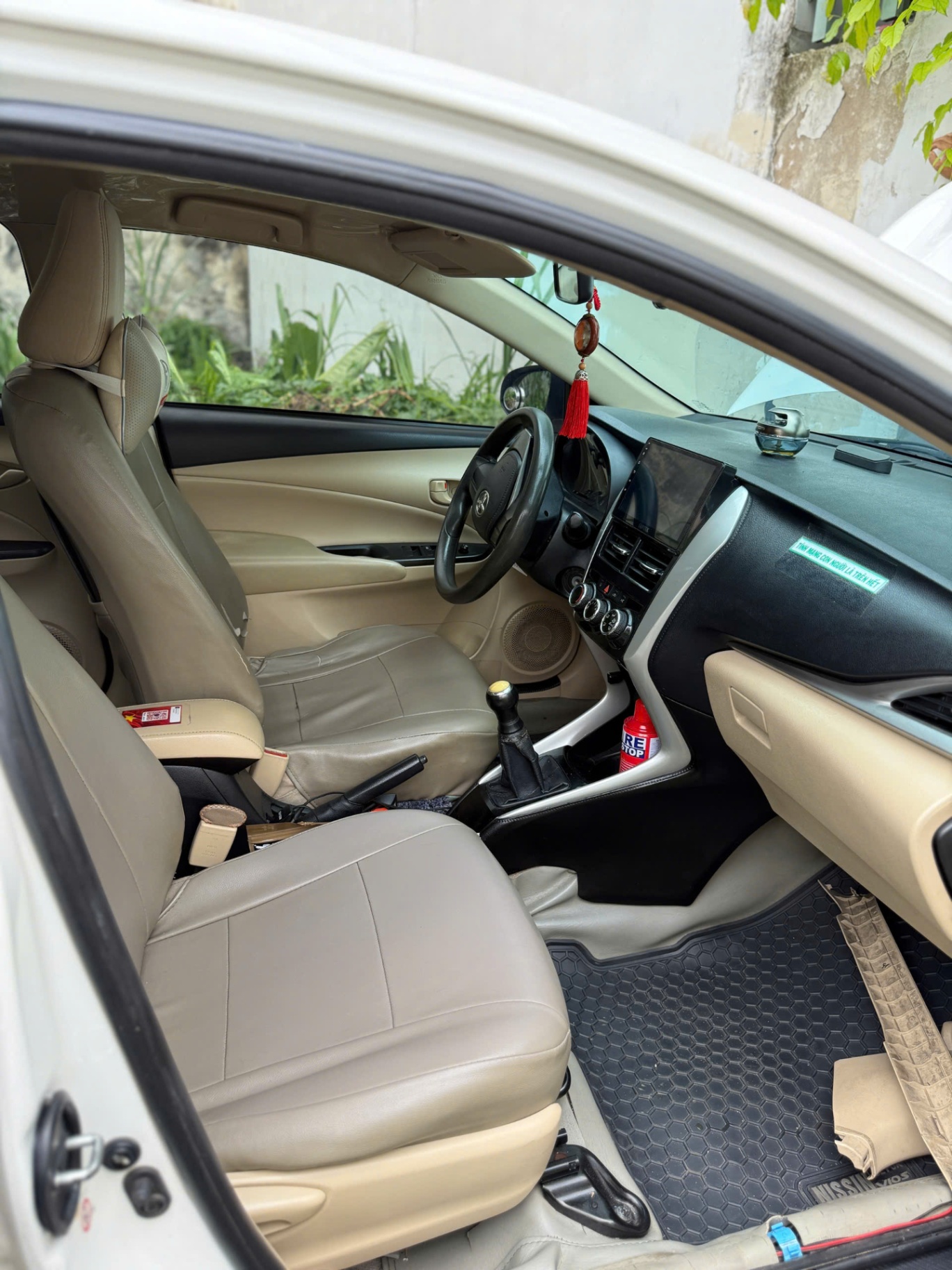 Toyota Vios E 1.5 MT 2018 - Nội thất 5