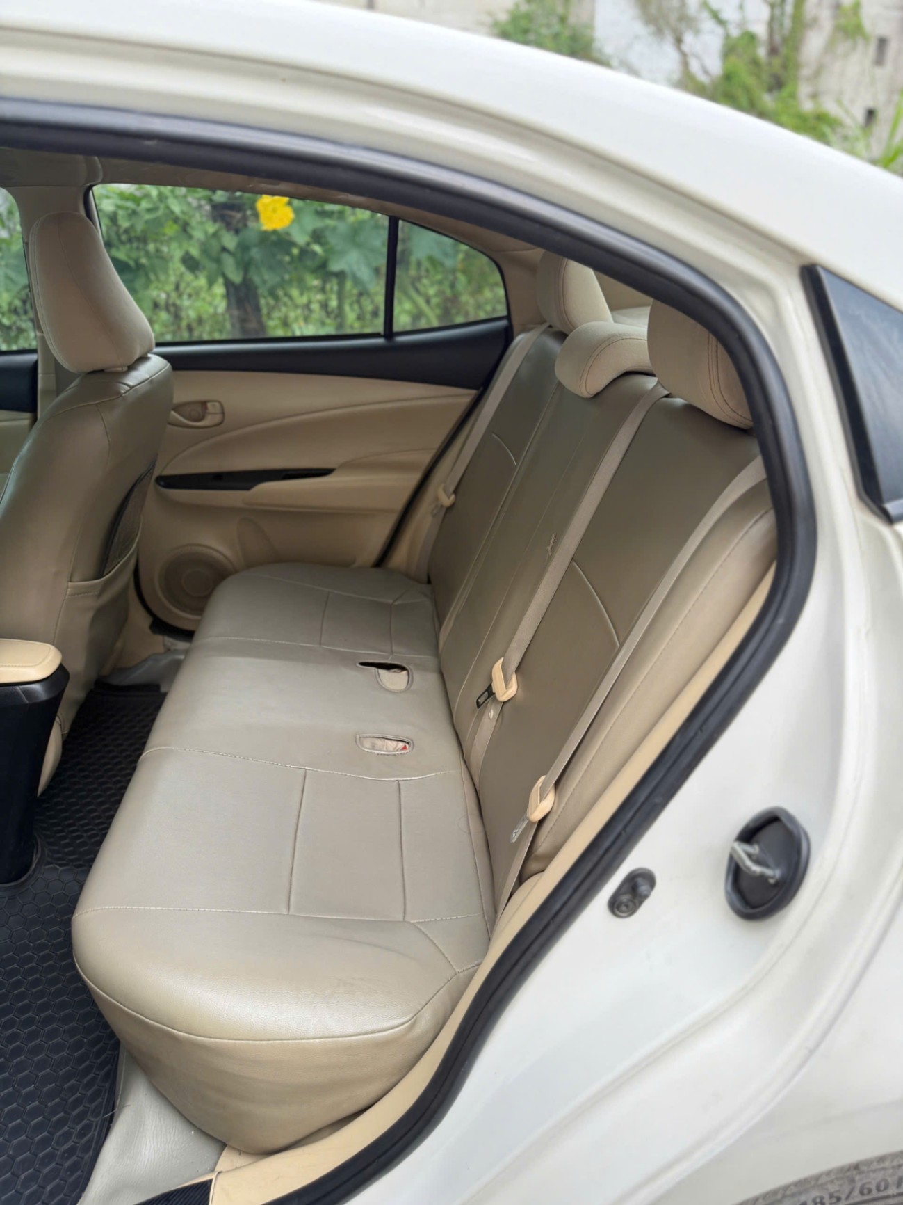 Toyota Vios E 1.5 MT 2018 - Nội thất 6