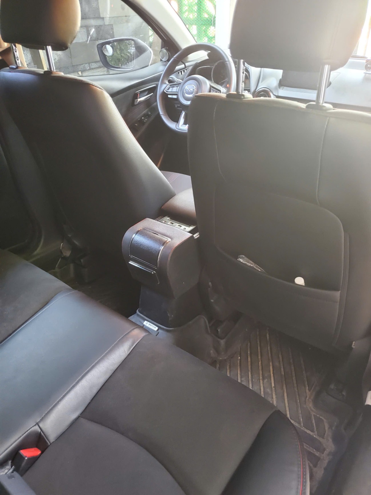 Mazda 2 Luxury 2024 - Nội thất 1