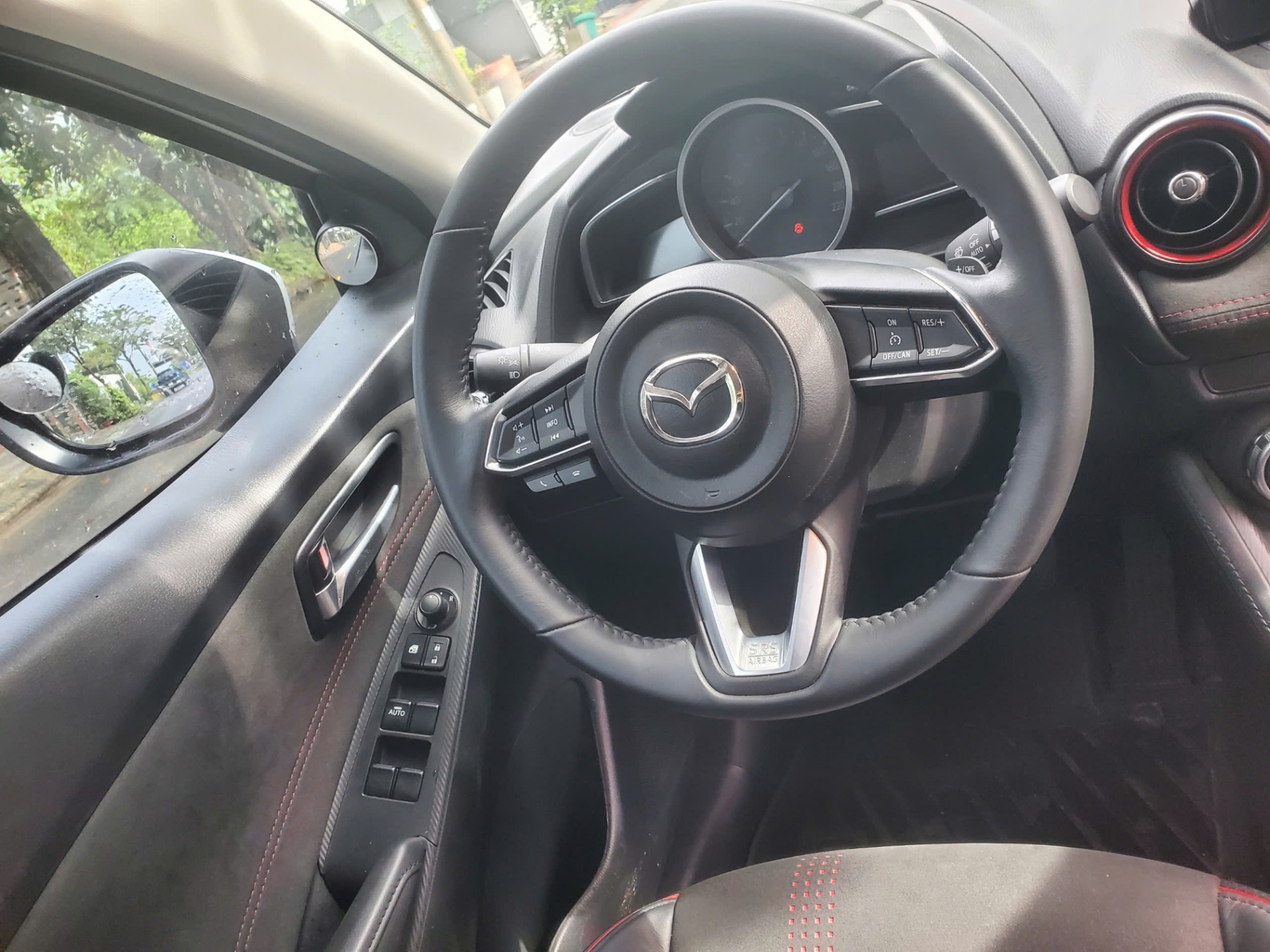 Mazda 2 Luxury 2024 - Nội thất 7