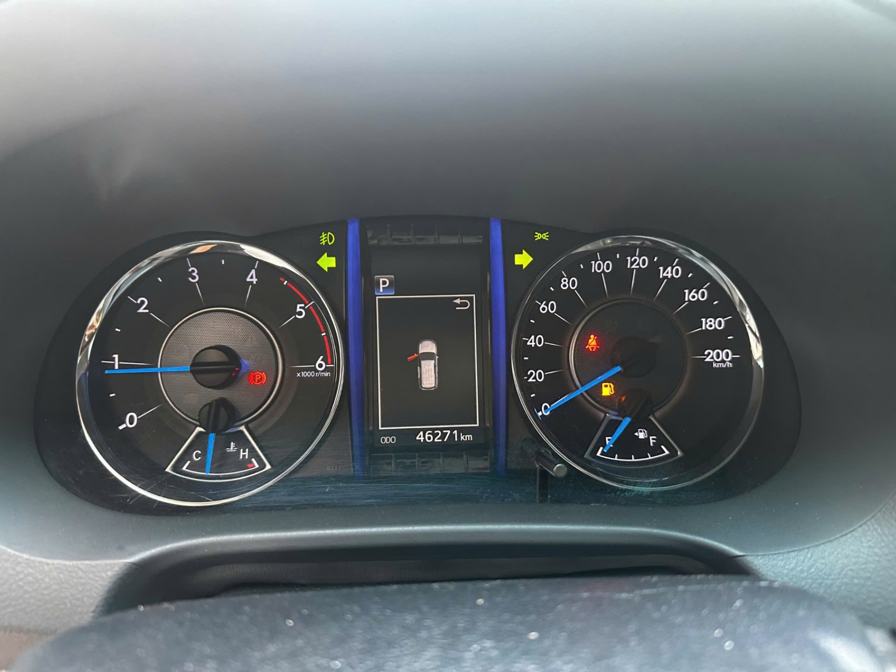 Ford Fortuner Dầu tự động 2020 - Nội thất 5