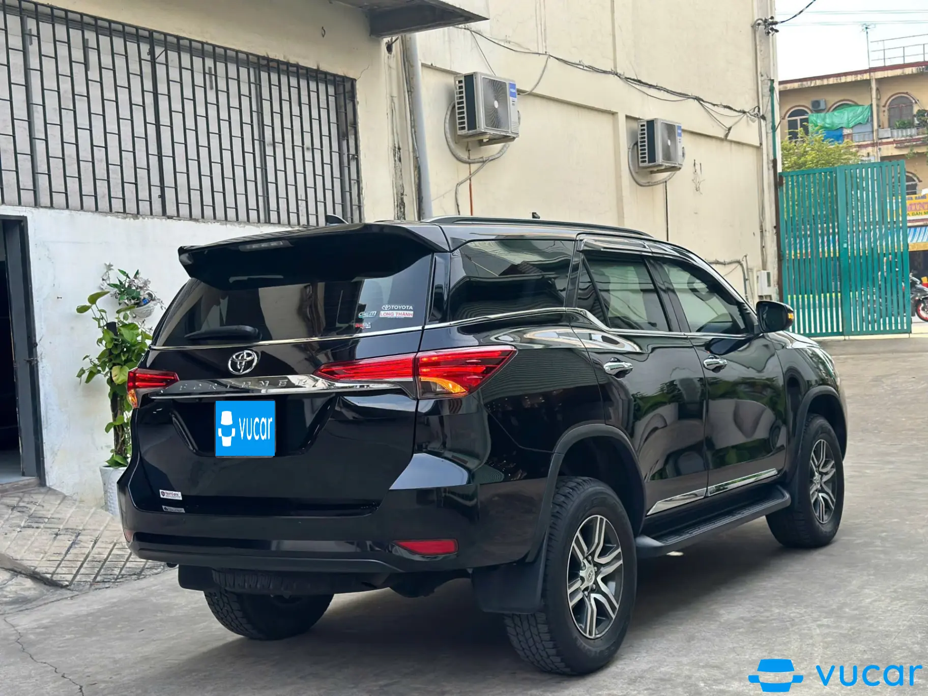 Ford Fortuner Dầu tự động 2020 - Ngoại thất 2