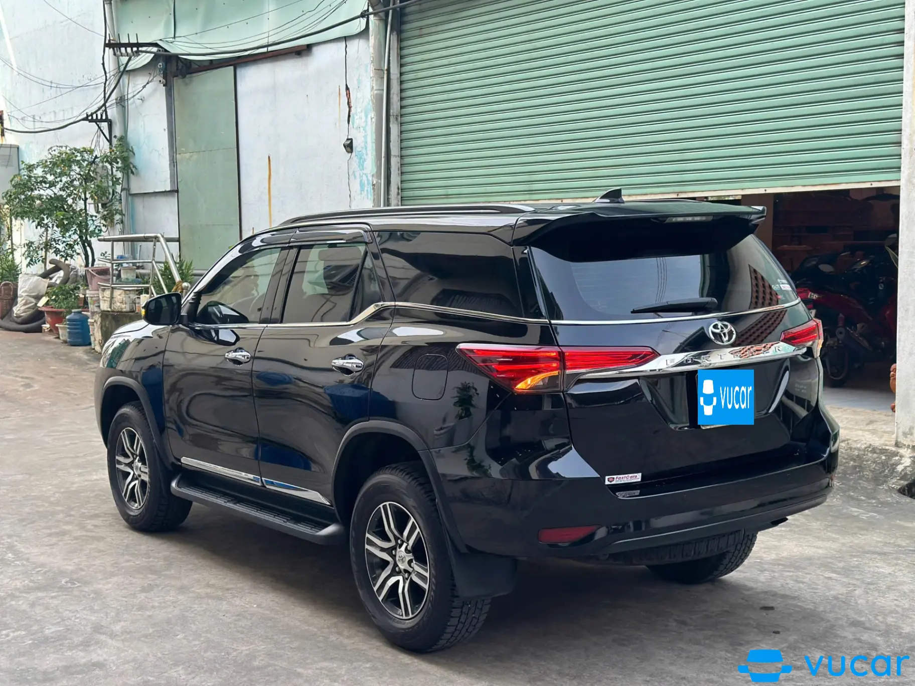 Ford Fortuner Dầu tự động 2020 - Ngoại thất 3