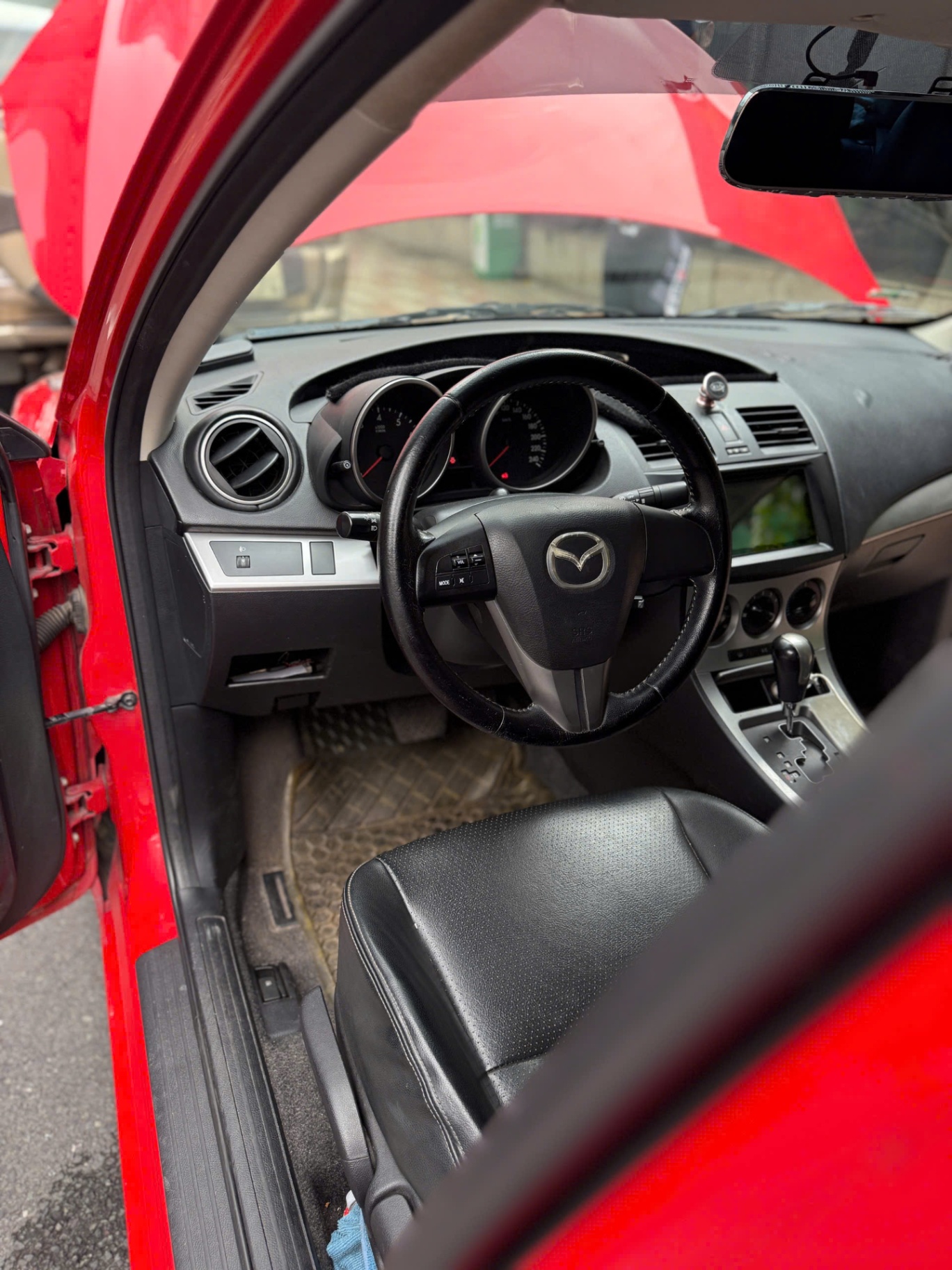 Mazda 3 1.5 AT 2010  - Nội thất 4