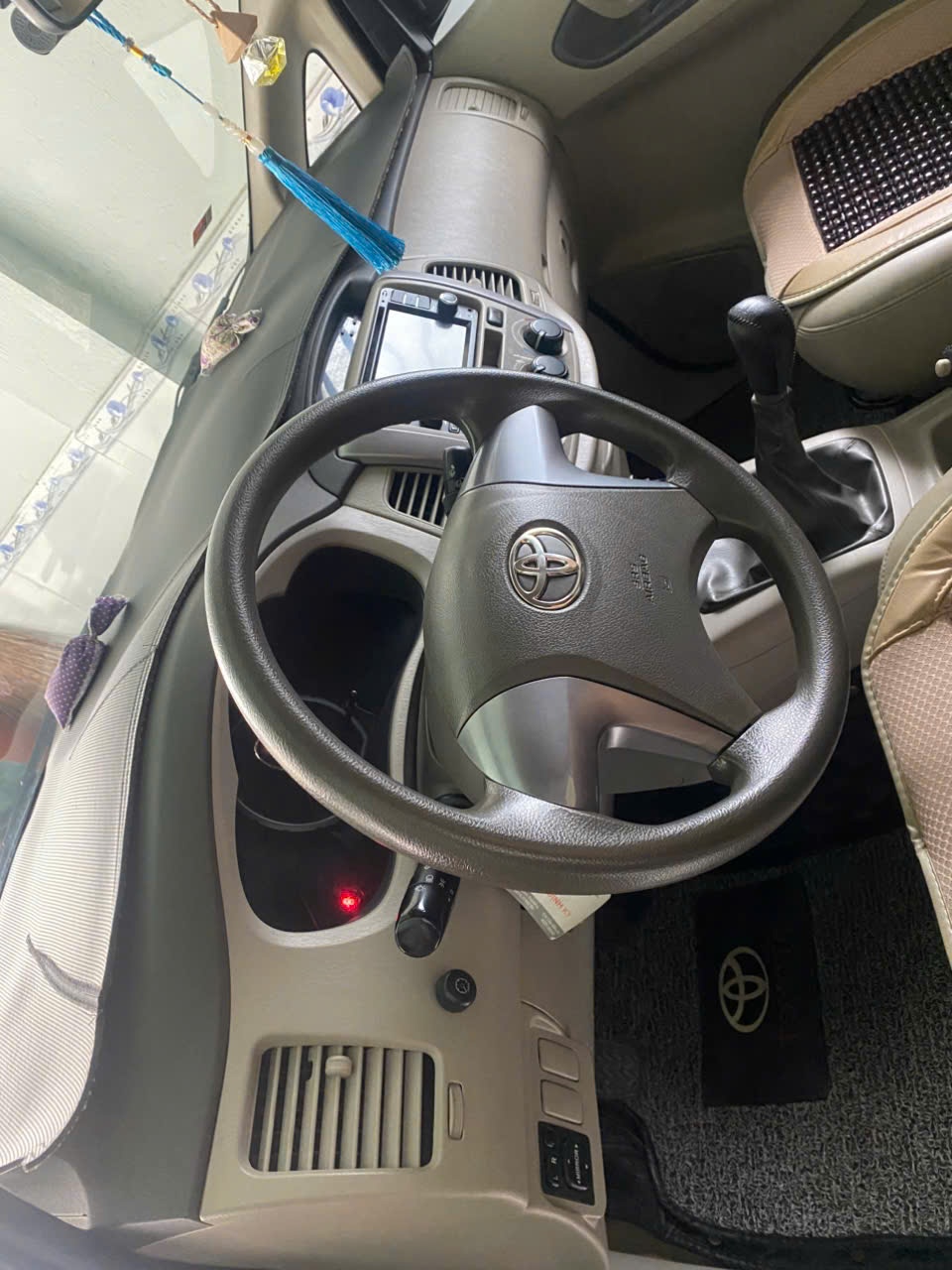 Toyota Innova E 2016 - Nội thất 2