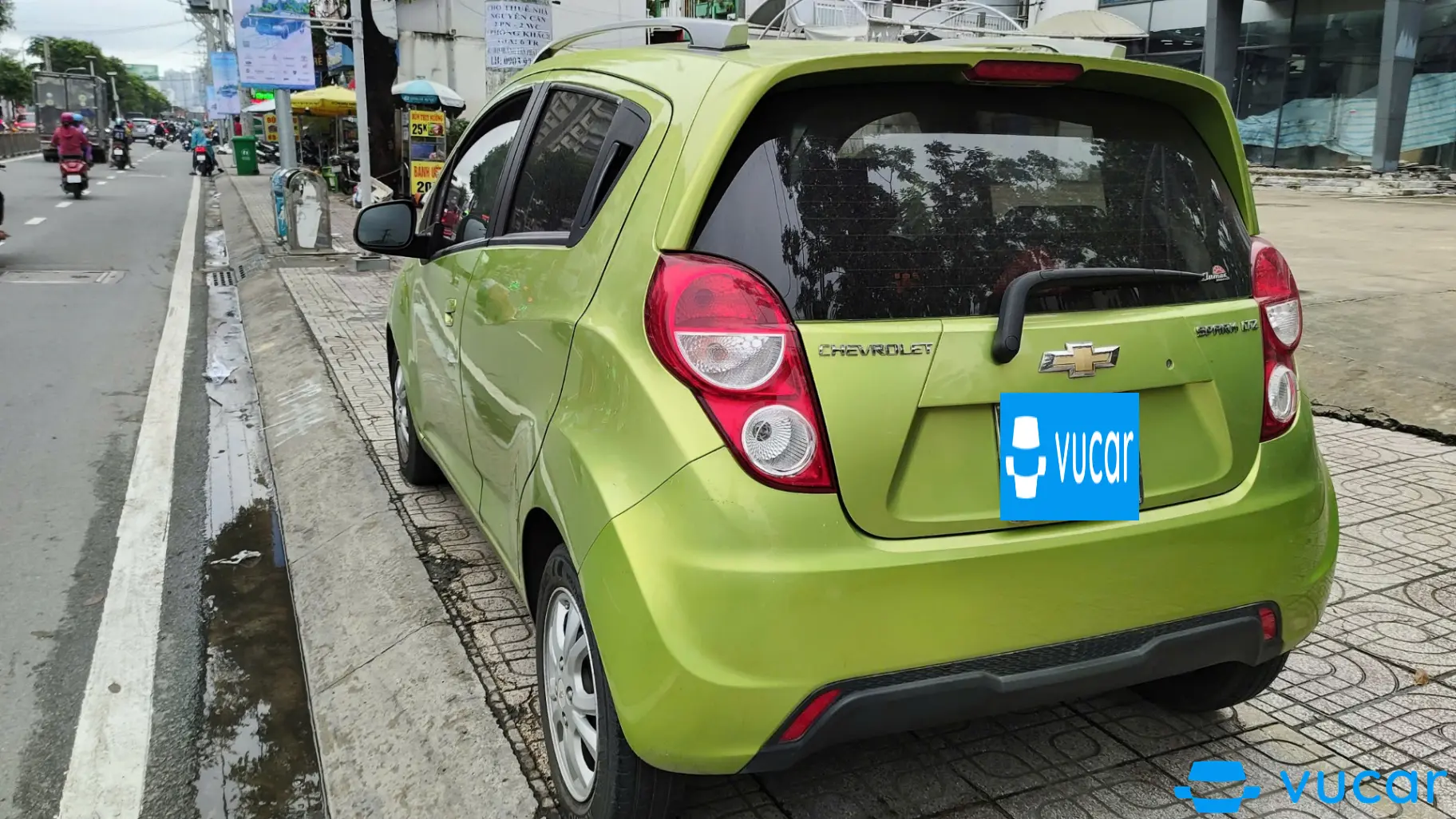 Chevrolet Spark 1.0 số tự động 2013 - Ngoại thất 4