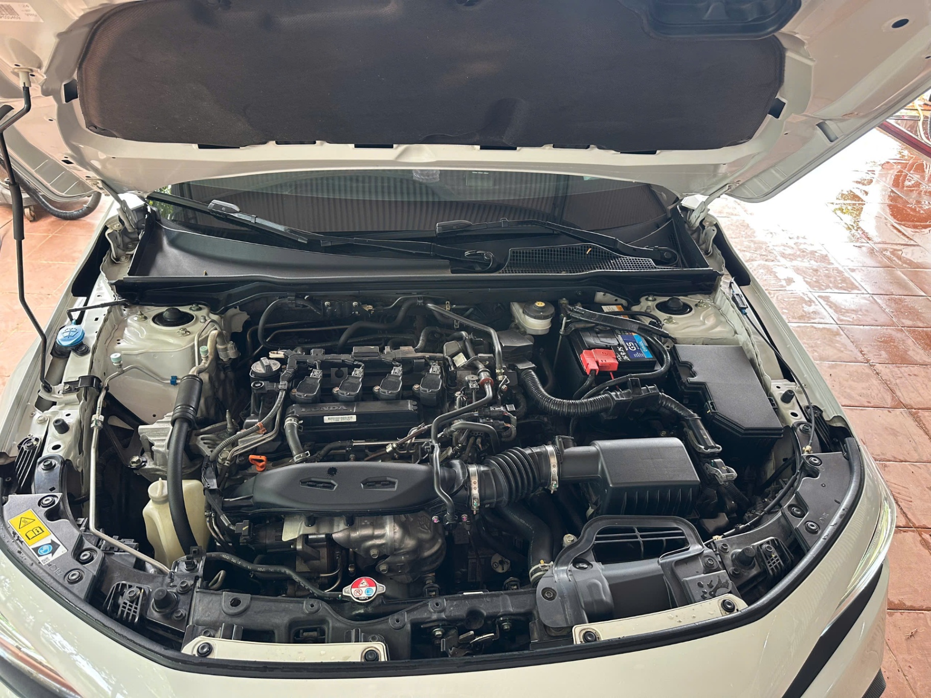honda civic 2022 G 1.5 Turbo - Khoang động cơ 1