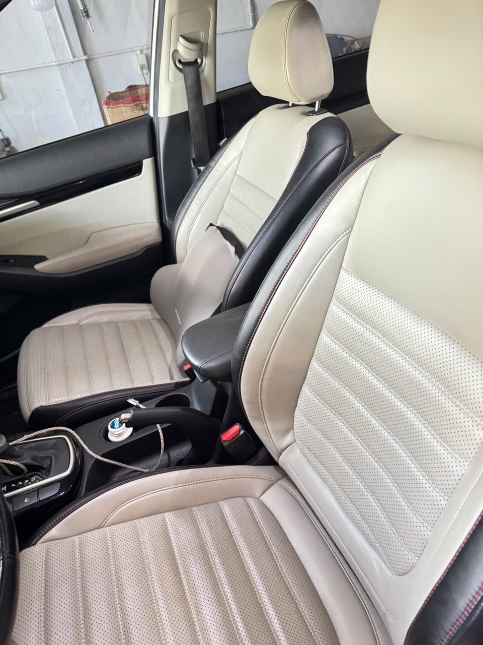 Kia Seltos Premium 1.6 AT 2022 - Nội thất 4