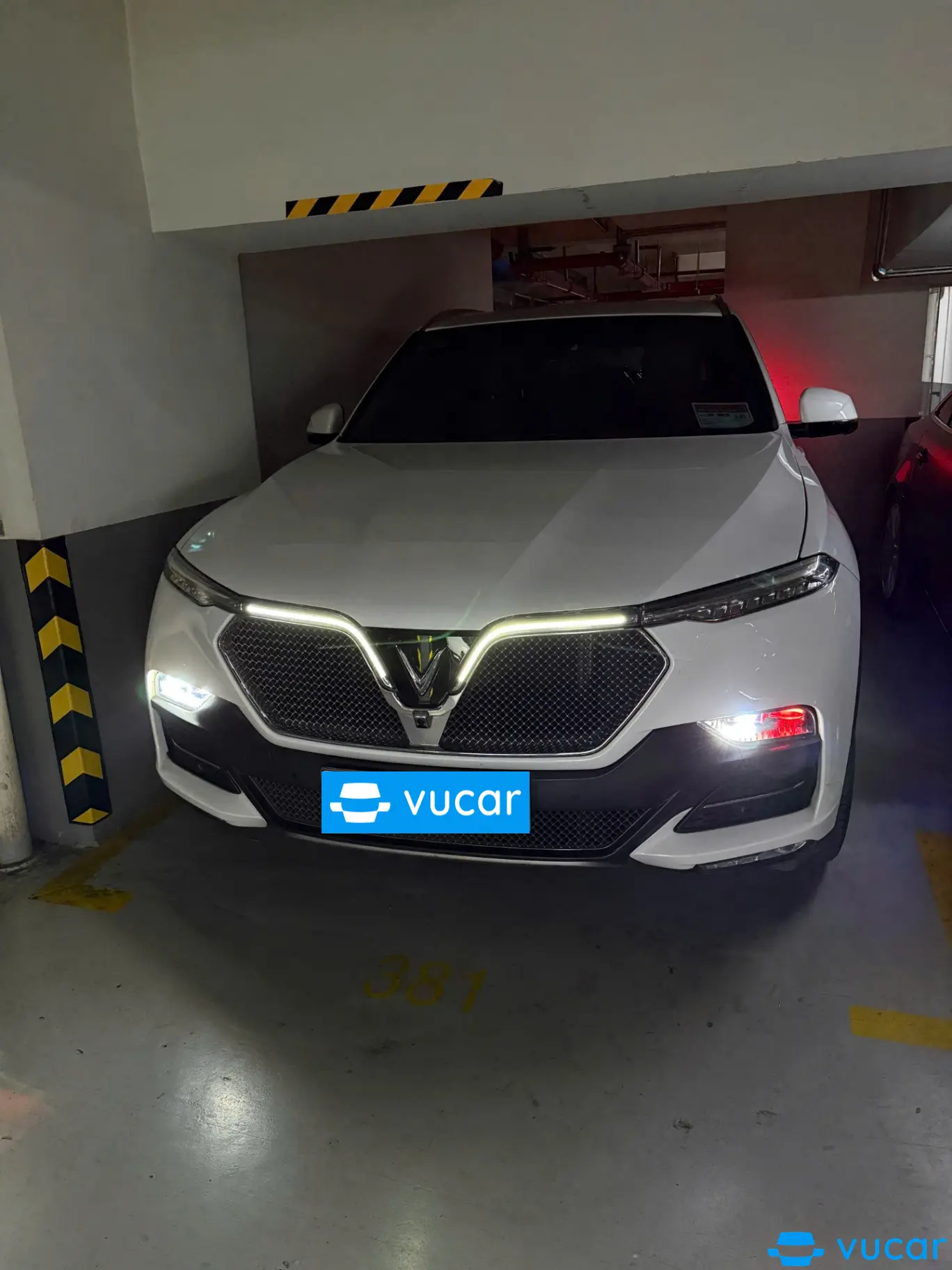 Vinfast Premium Lux SA 2.0 2020
