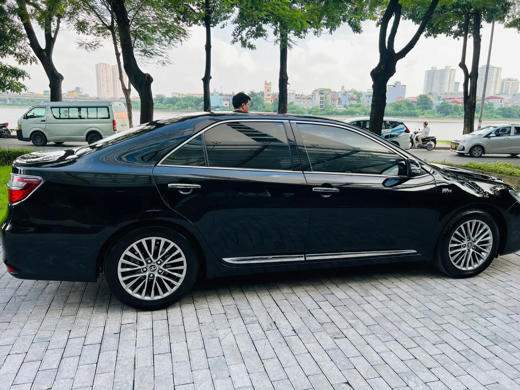 Toyota Camry 2.5Q 2016  - Ngoại thất 5