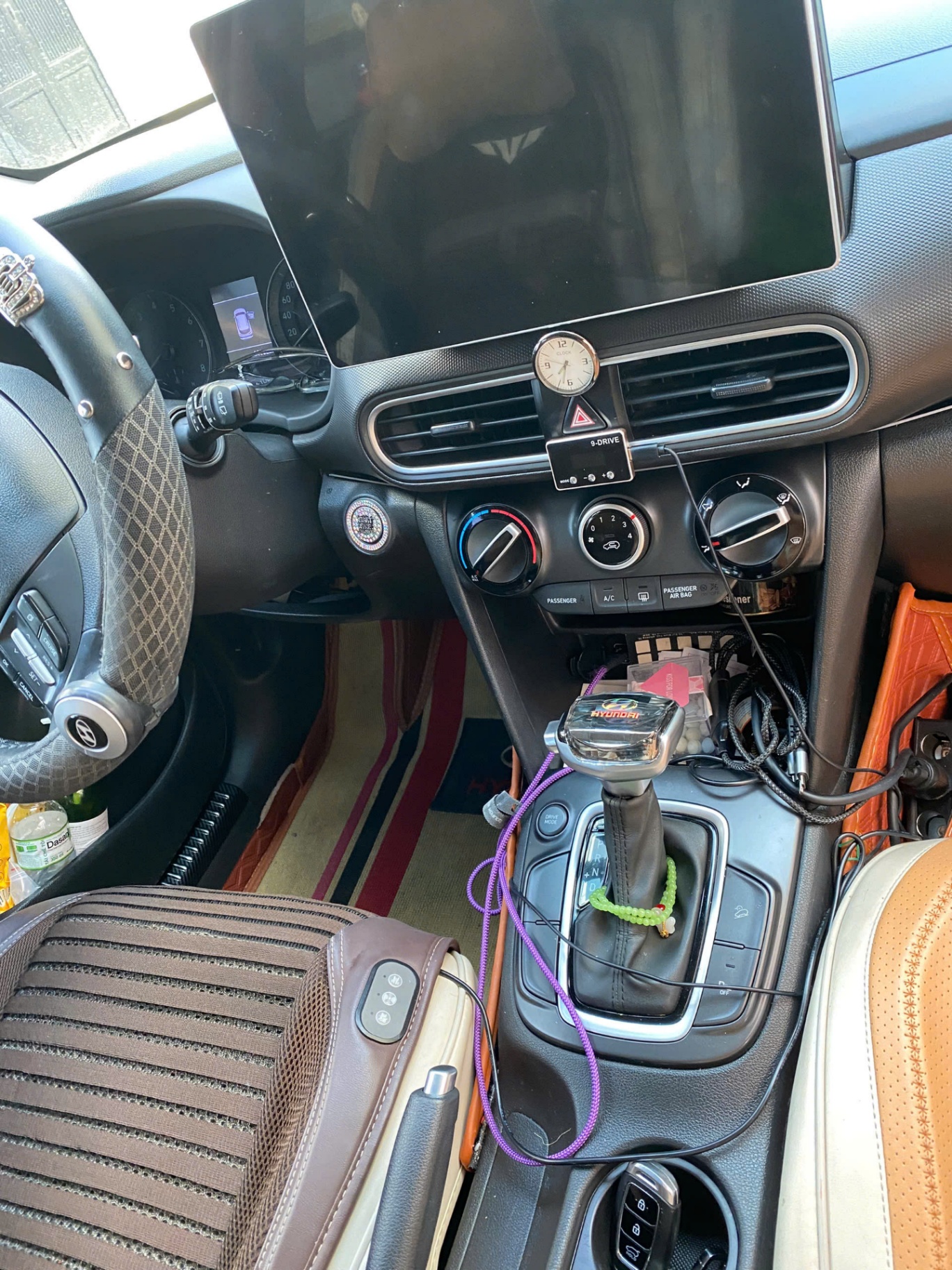 Hyundai Kona TC 2019 màu trắng - Nội thất 8