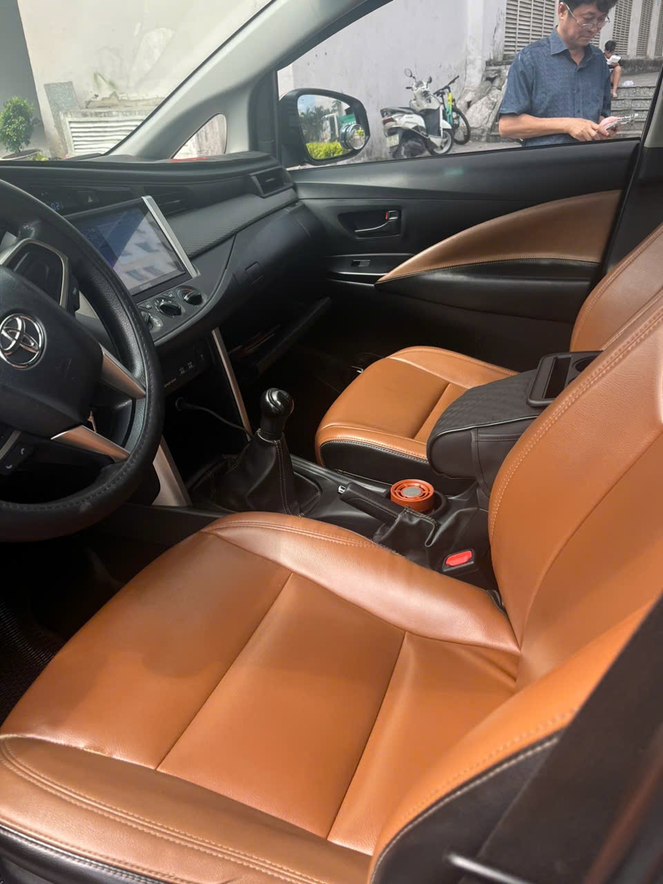 Toyota Innova E 2019  - Nội thất 14