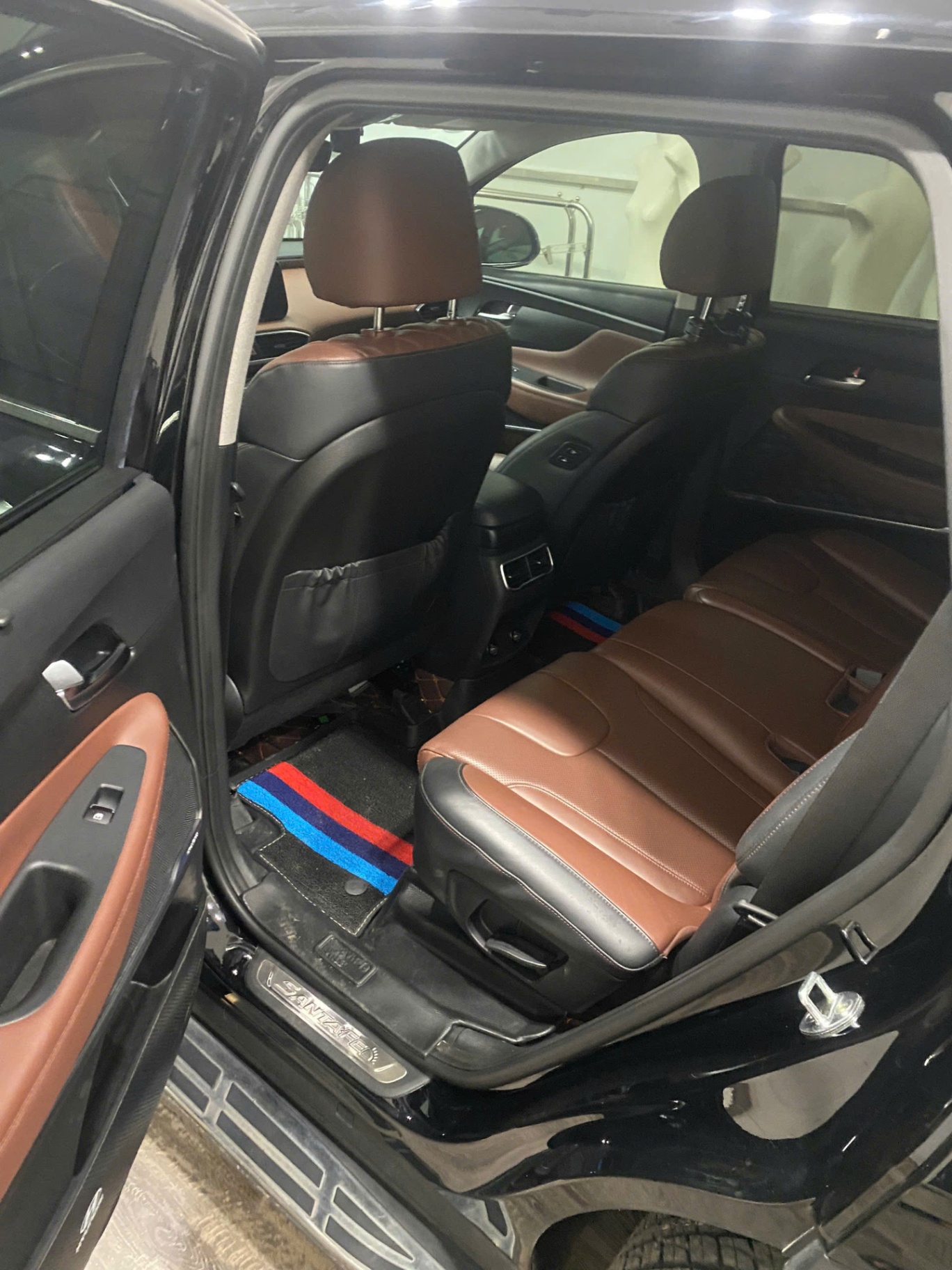 Hyundai Santafe bản xăng cao cấp 2021  - Nội thất 2
