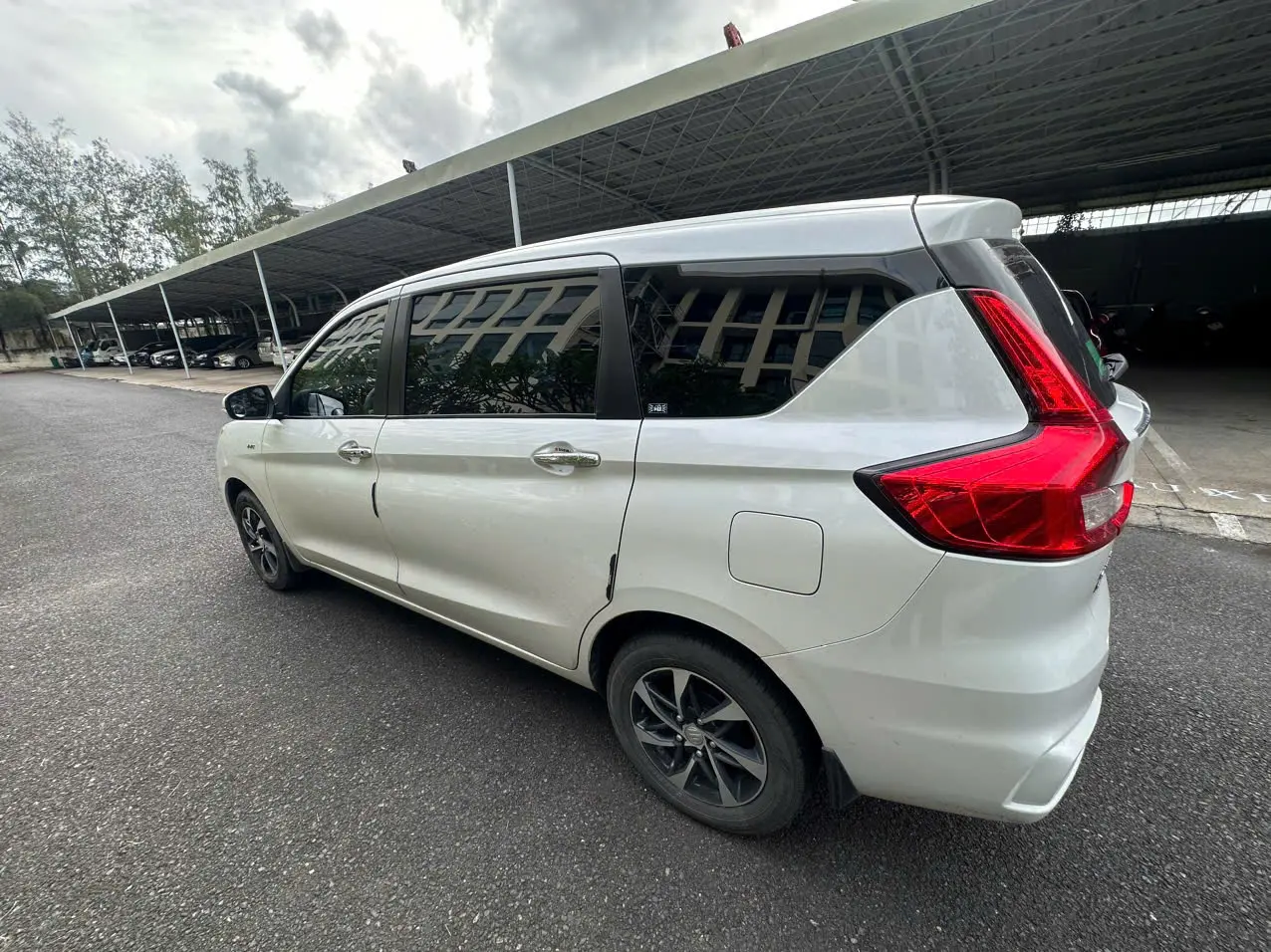 Suzuki Ertiga Hybrid 2023 - Ngoại thất 3