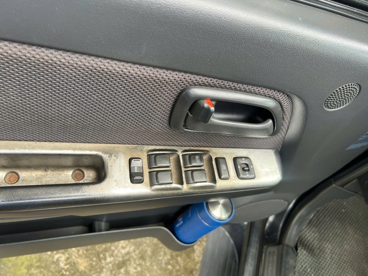 isuzu dmax AT 2011 - Nội thất 3