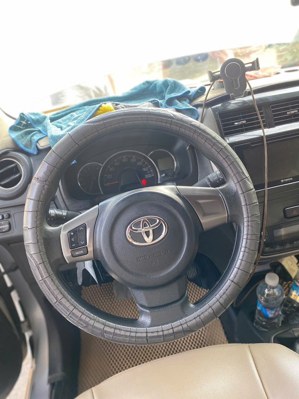 Toyota wigo - Nội thất 4
