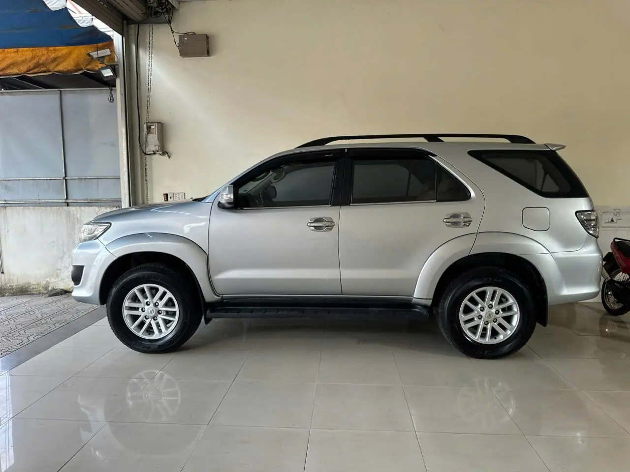 Fotonor xăng 2012 - Ngoại thất 1