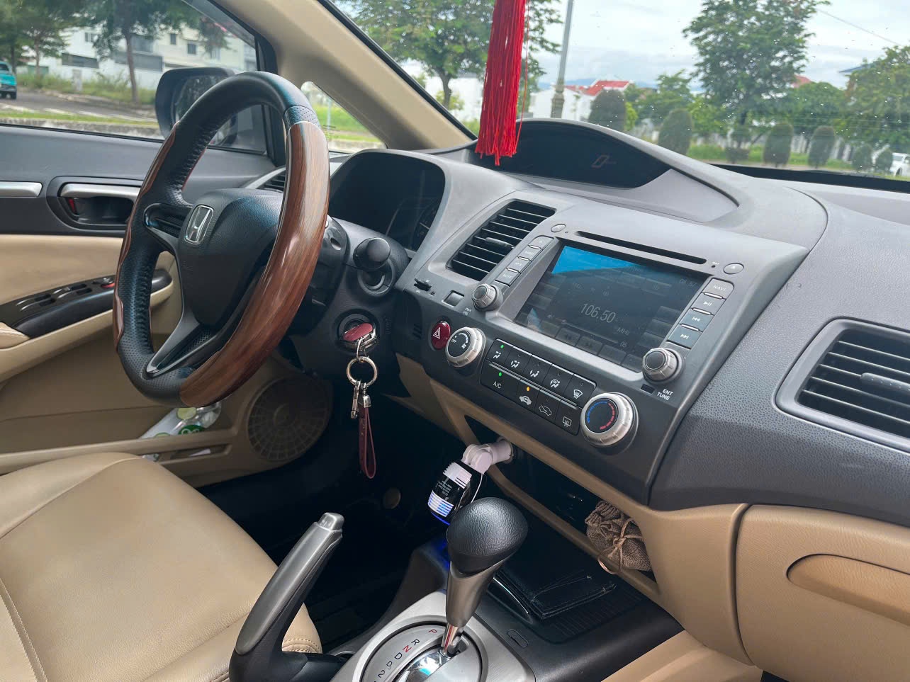 Honda Civic AT 2009 - Nội thất 1