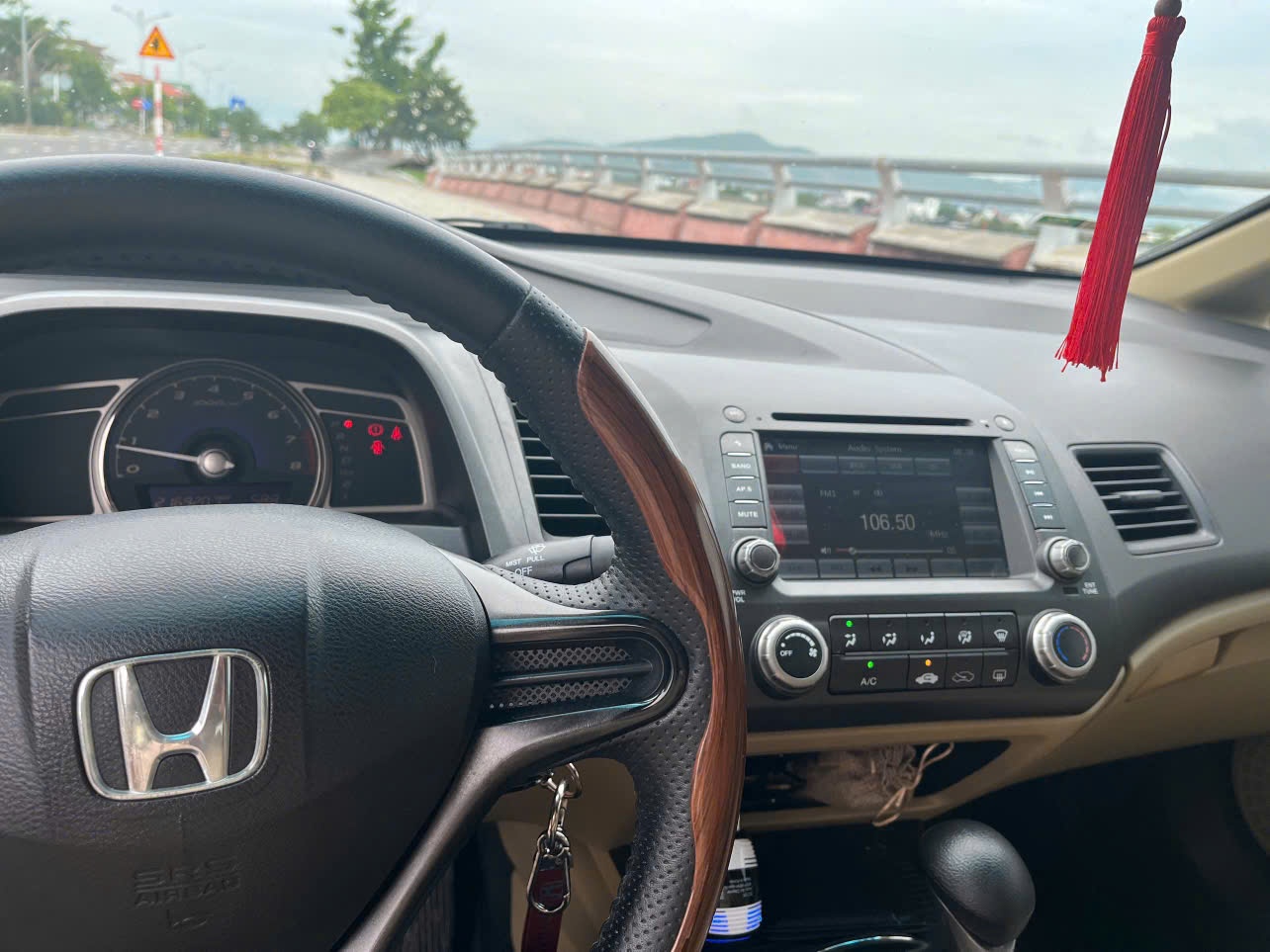Honda Civic AT 2009 - Nội thất 2
