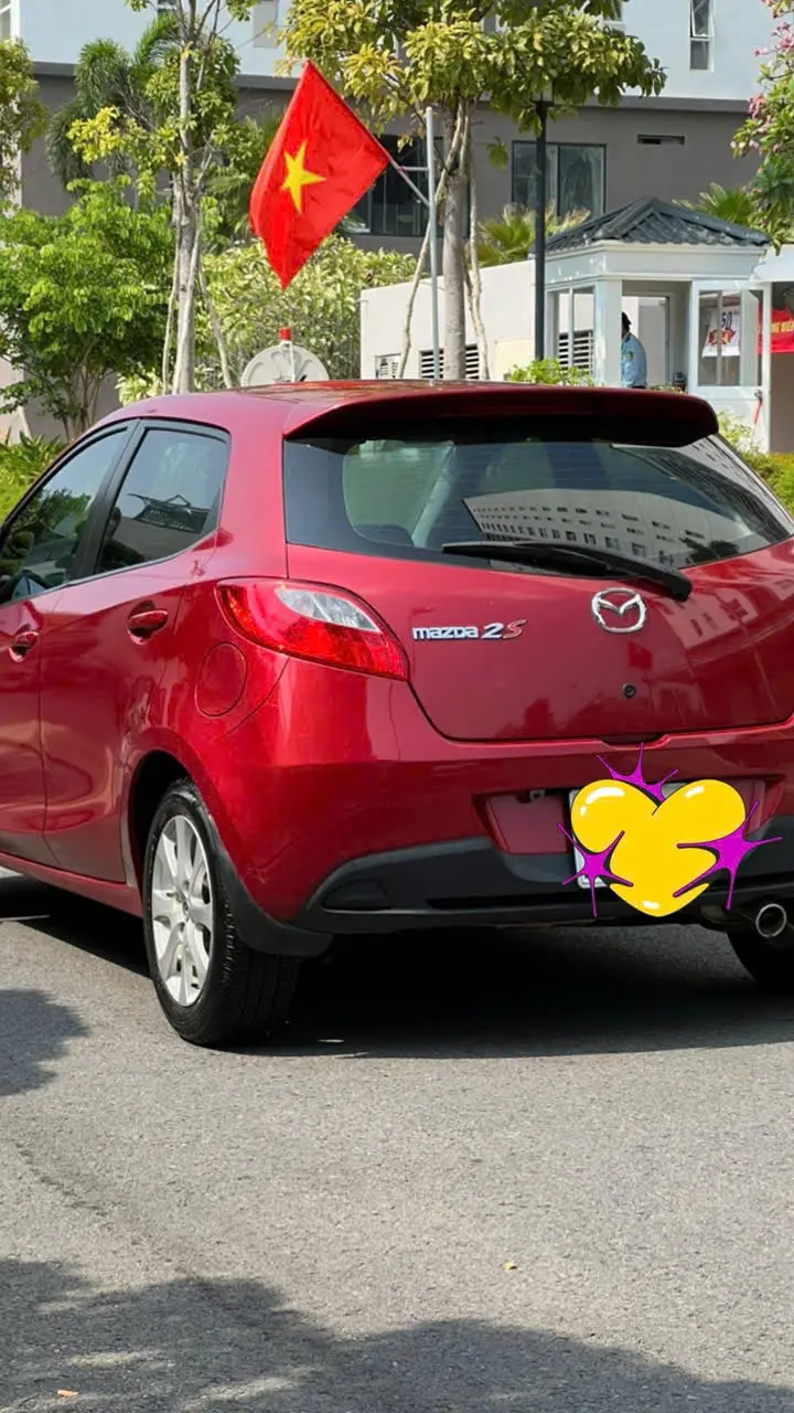Mazda 2s 2015 màu đỏ - Ngoại thất 12