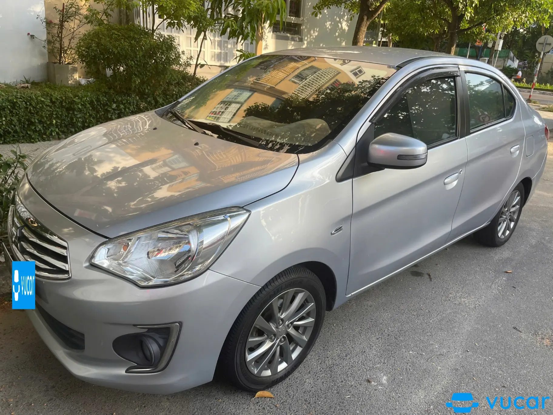 Mitsubishi Attrage CVT 2015