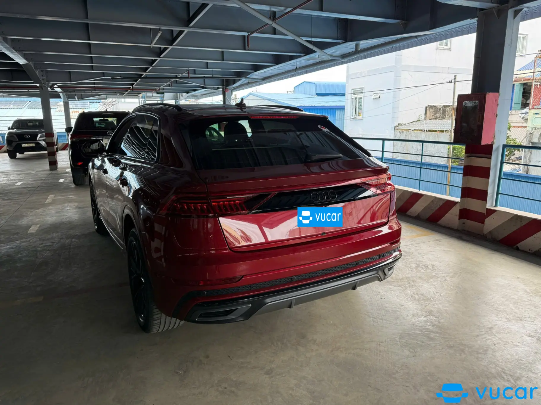 Audi Q8 55 TFSI S-Line Quattro 2020 - Ngoại thất 9