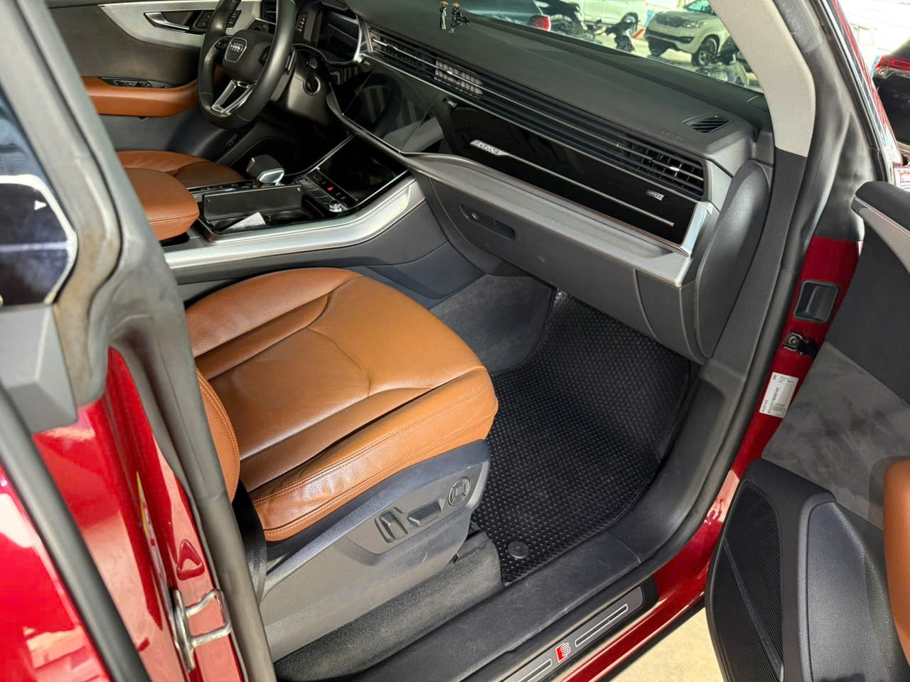Audi Q8 55 TFSI S-Line Quattro 2020 - Nội thất 8